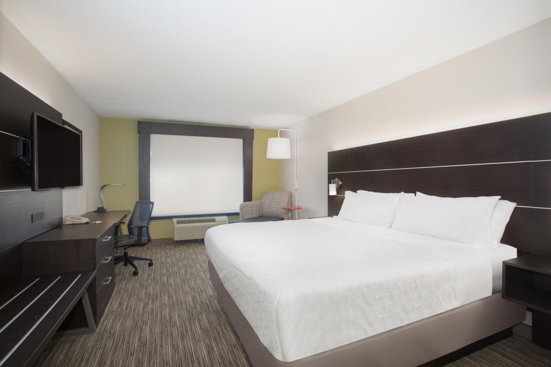 Holiday Inn Express Hotel & Suites Longmont by IHG photo 15