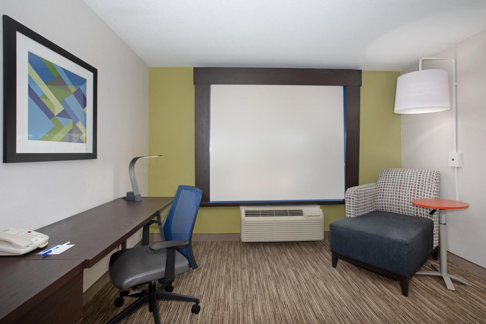 Holiday Inn Express Hotel & Suites Longmont by IHG photo 27