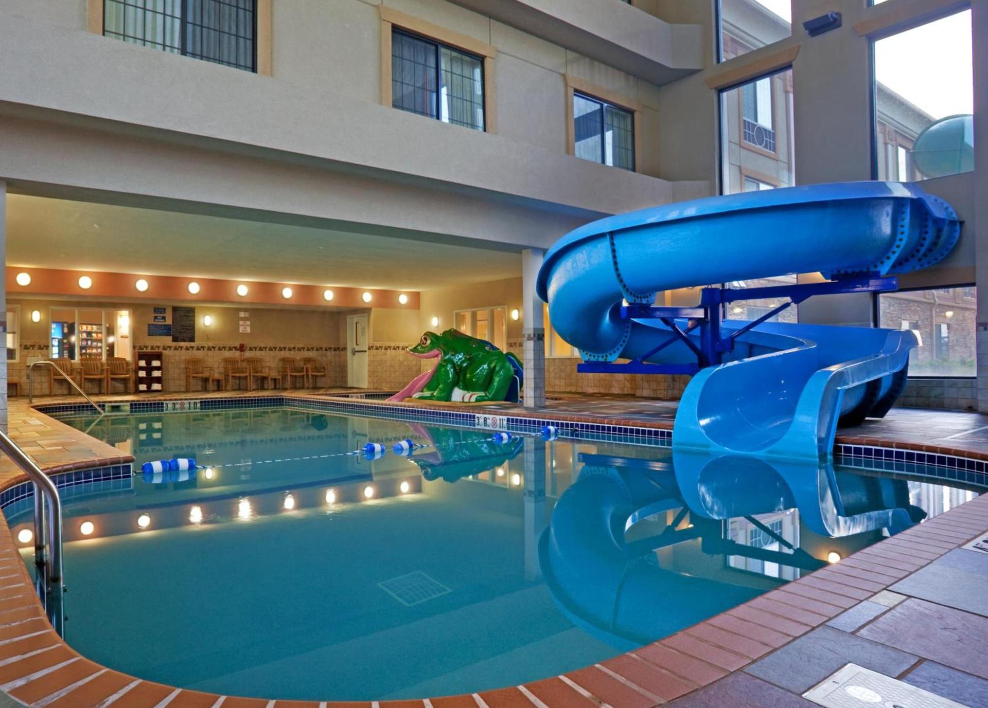 Holiday Inn Express Hotel & Suites Longmont by IHG photo 31