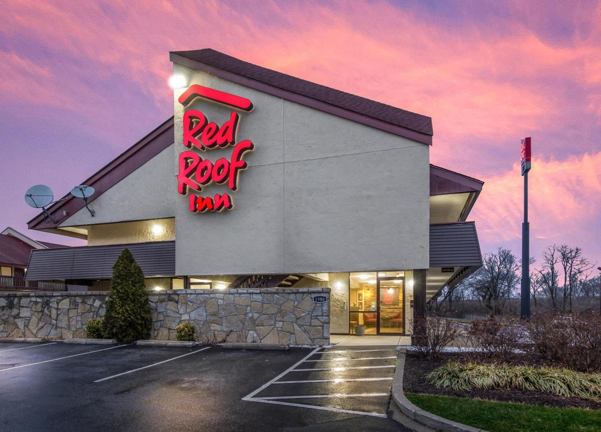 Red Roof Inn Lexington photo 2
