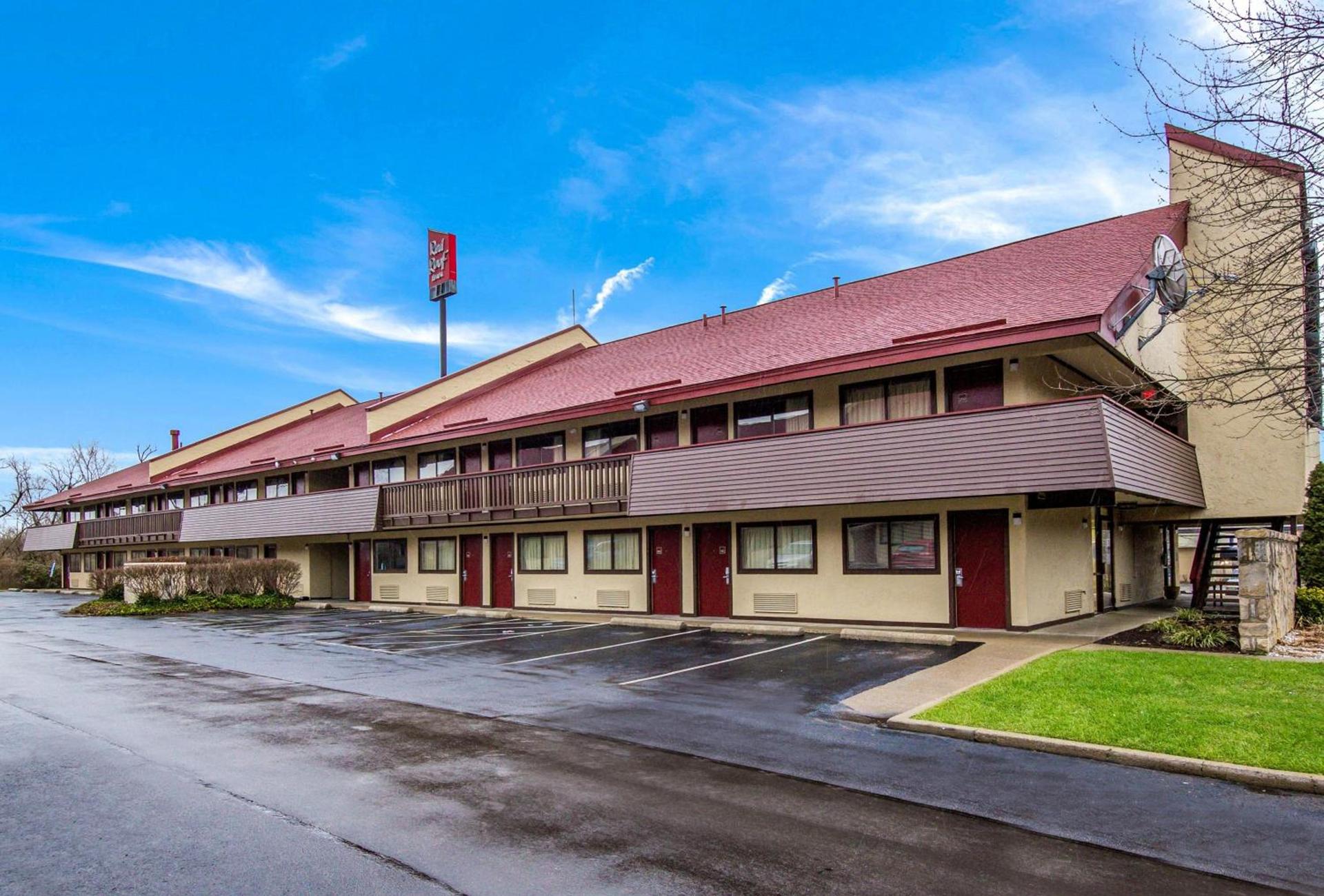 Red Roof Inn Lexington photo 3