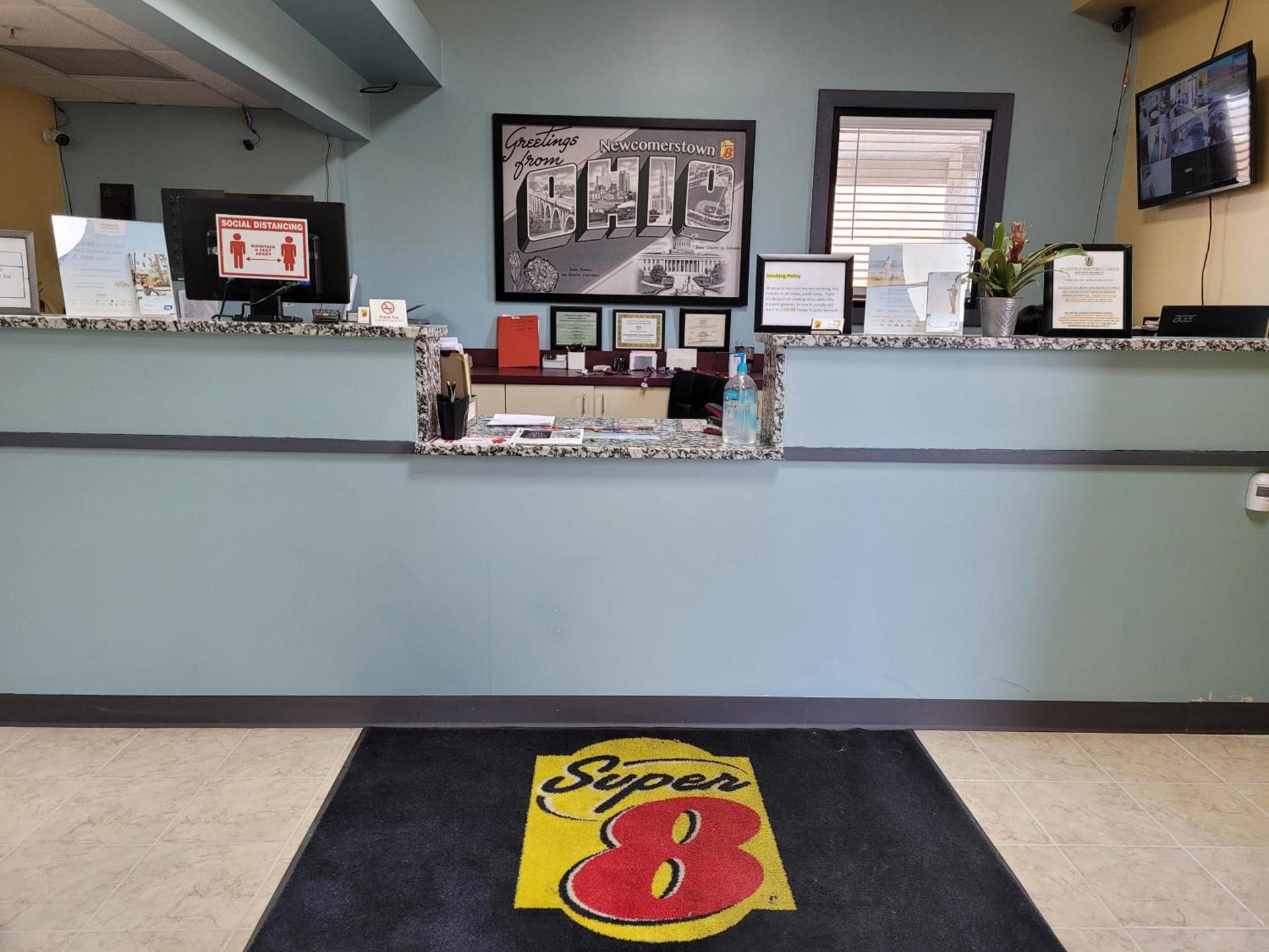 Super 8 by Wyndham Newcomerstown photo 33