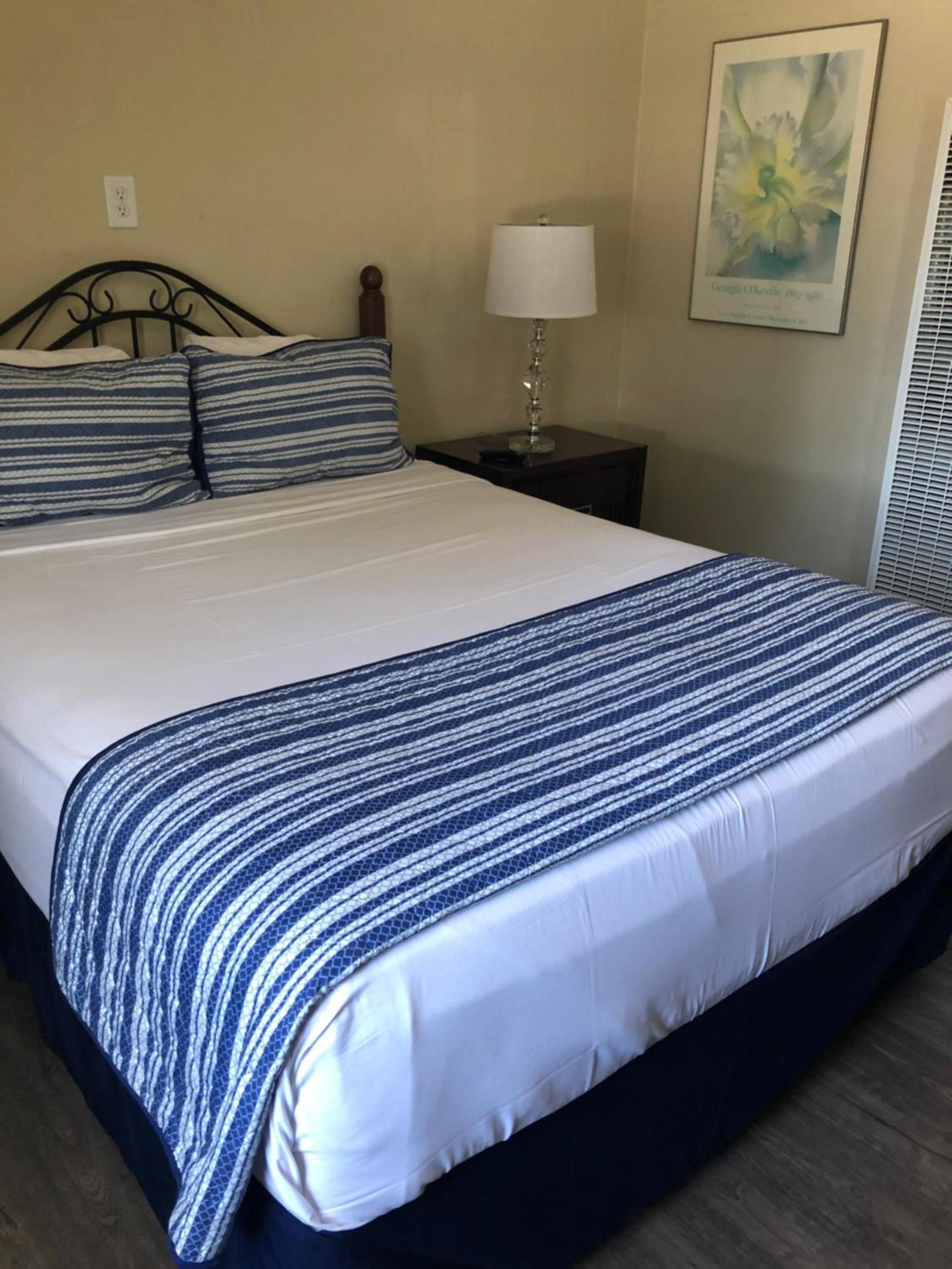 Rest Haven Motel photo 15