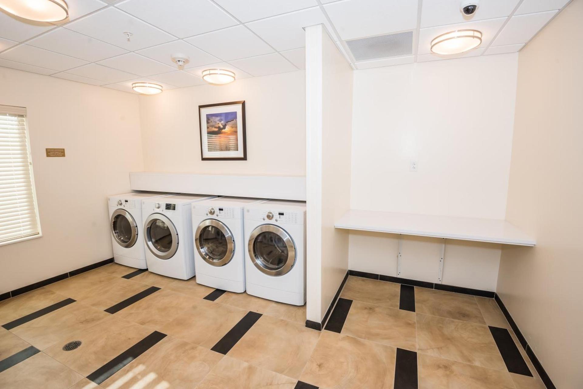 Candlewood Suites - Ft Walton Bch - Hurlburt Area by IHG photo 7