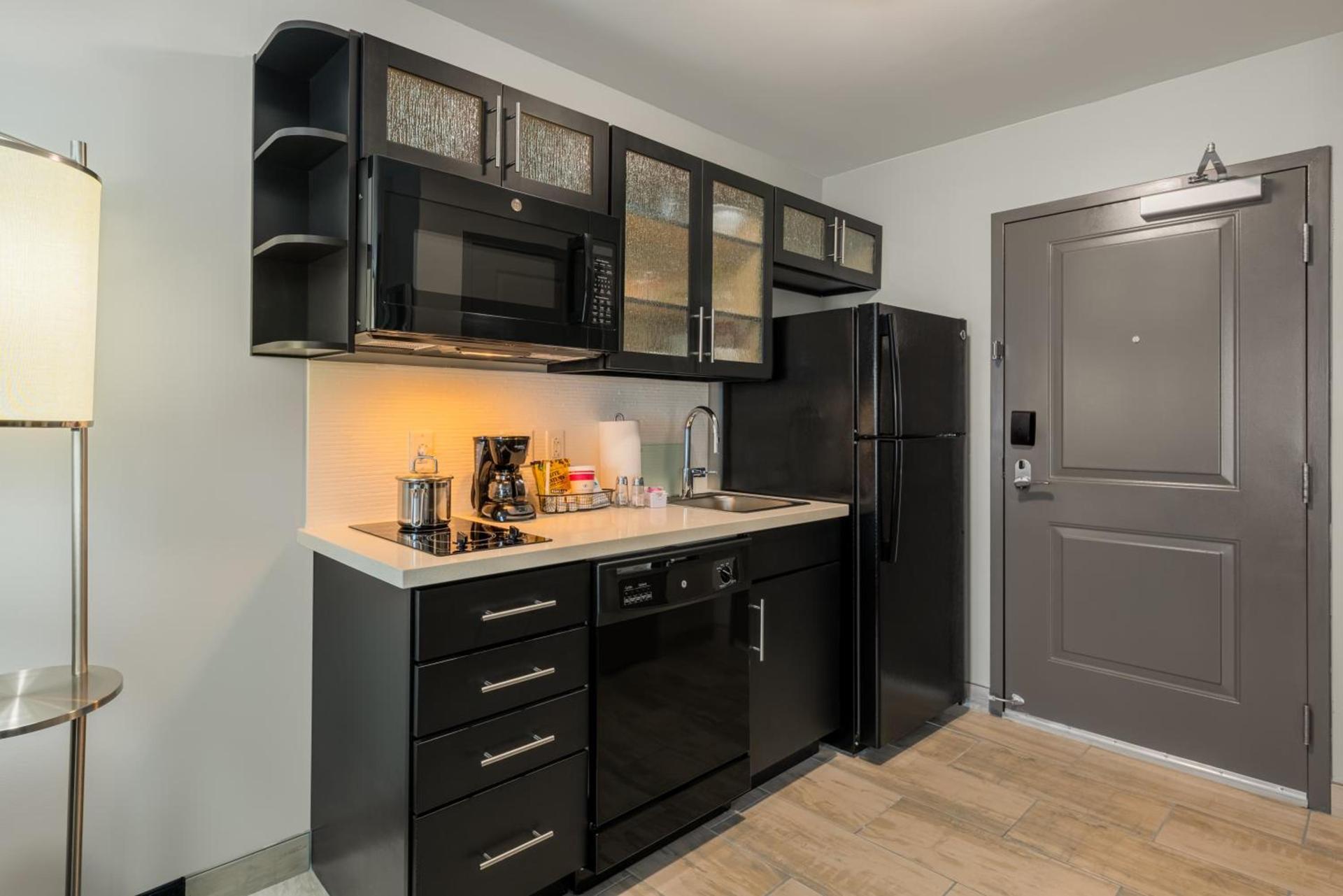 Candlewood Suites Cookeville by IHG photo 30