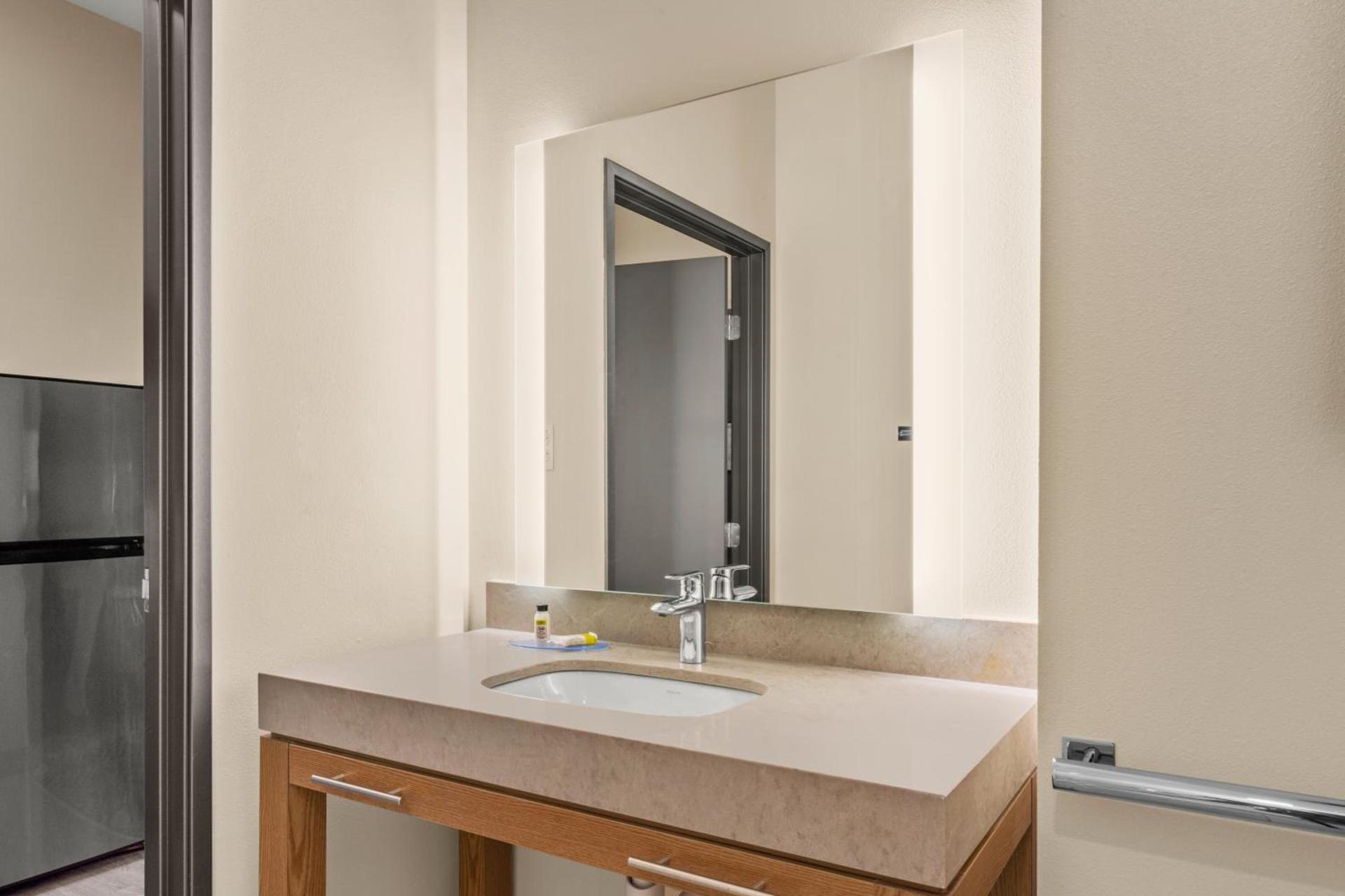 Candlewood Suites Sumner Puyallup Area by IHG photo 18