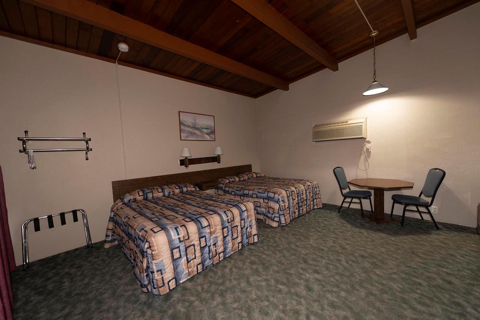 Cedar Inn photo 49