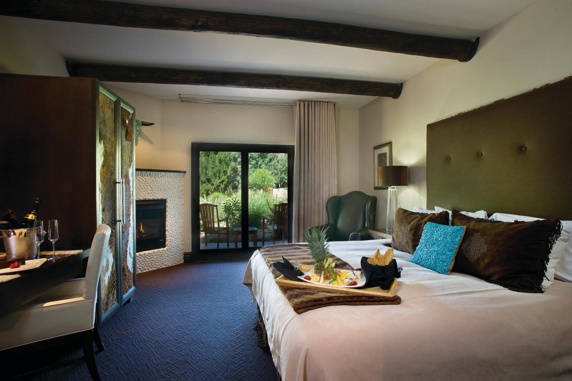 El Monte Sagrado Resort & Spa photo 3