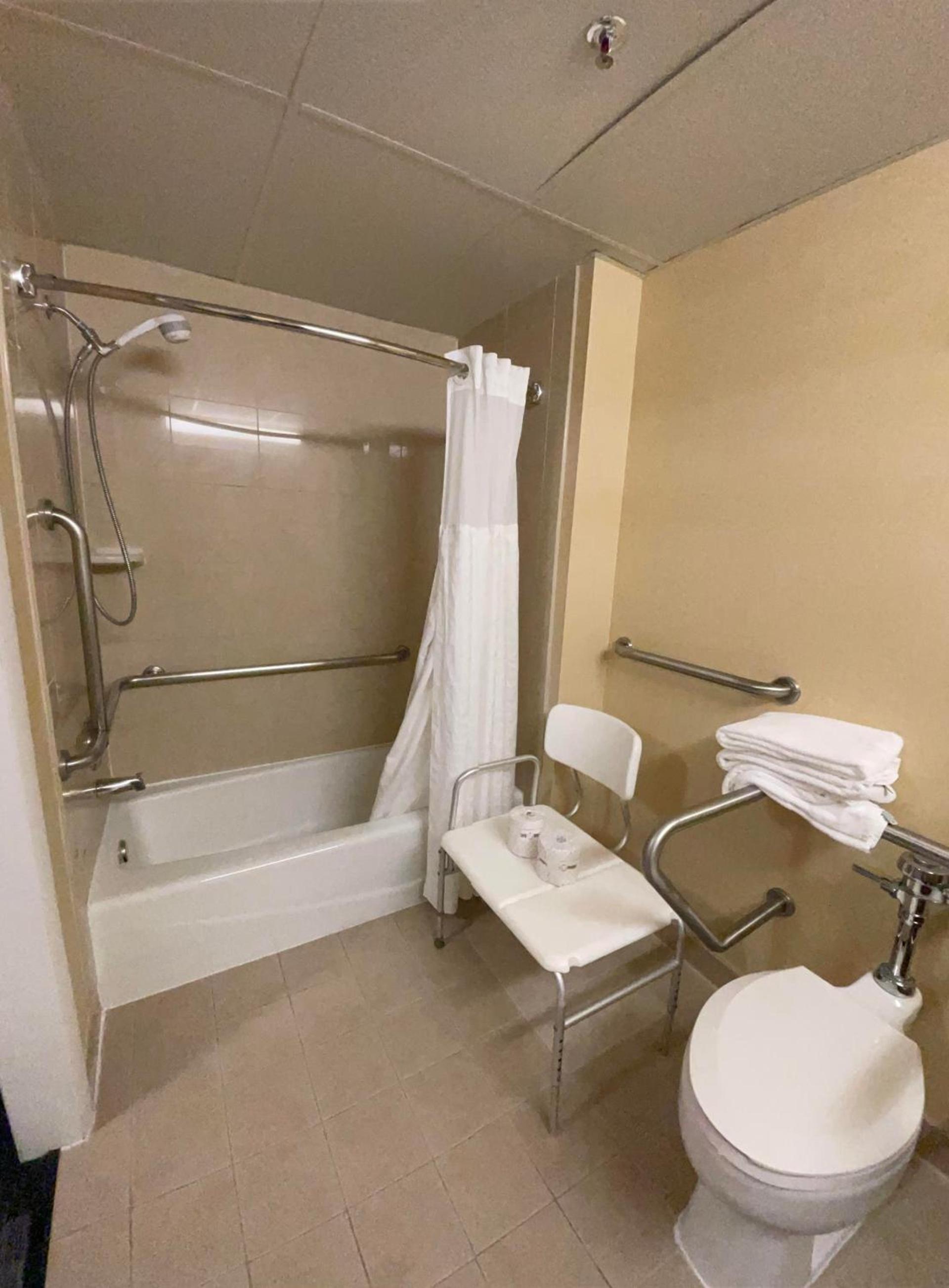 Comfort Inn Ballston photo 48