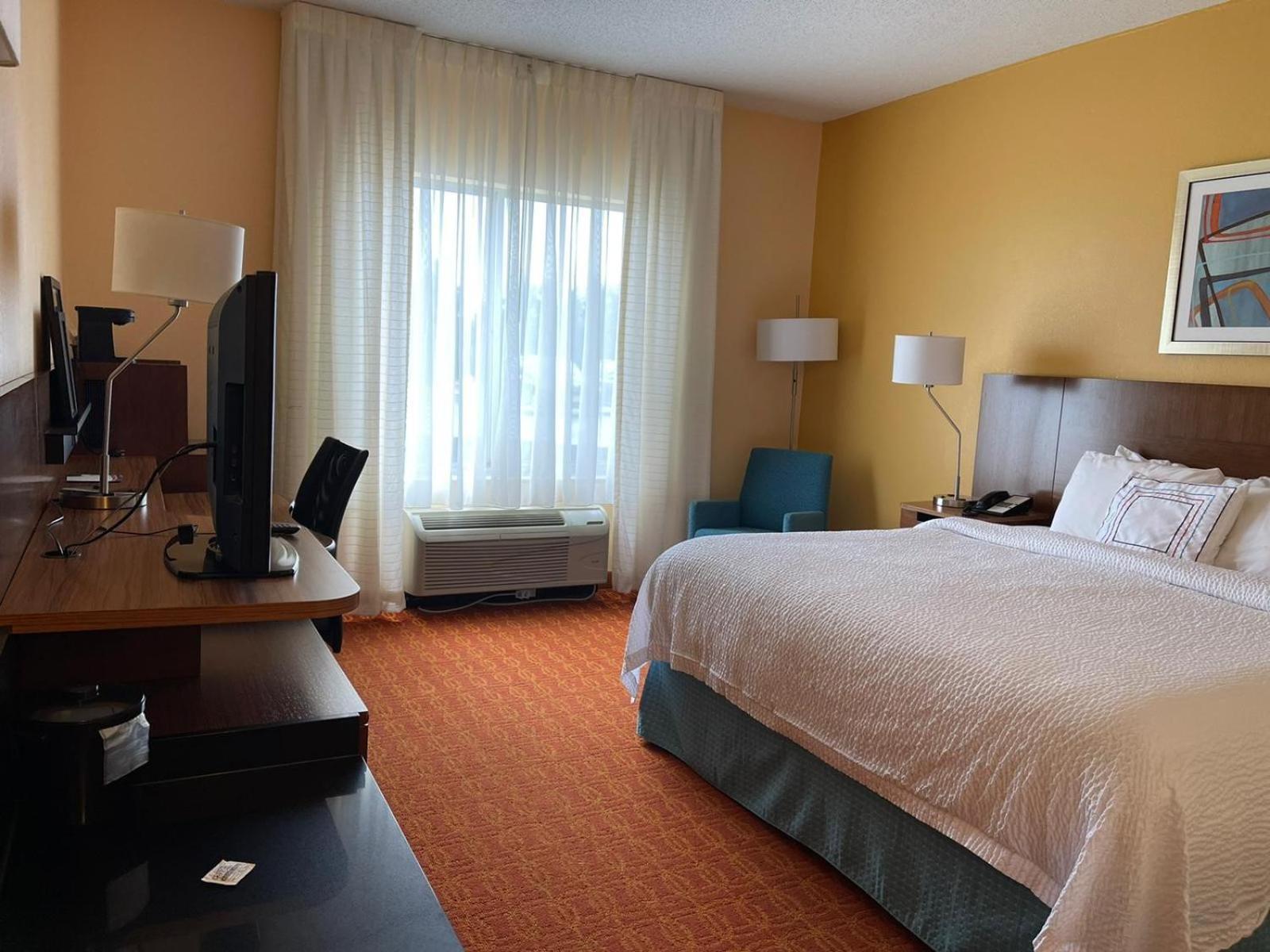 Baymont by Wyndham Chambersburg photo 25