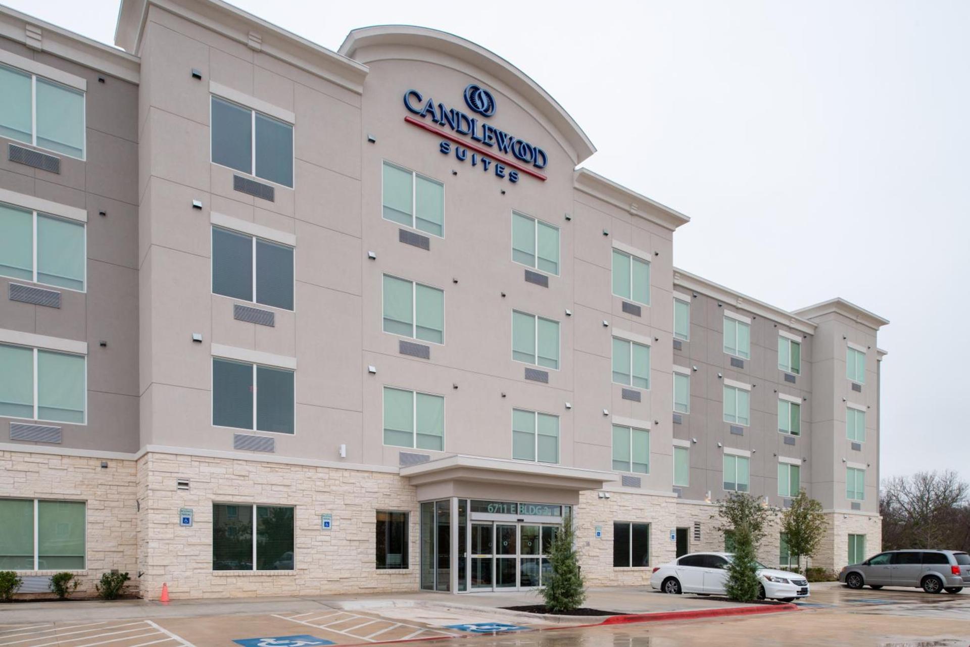 Candlewood Suites - Austin Airport by IHG photo 1