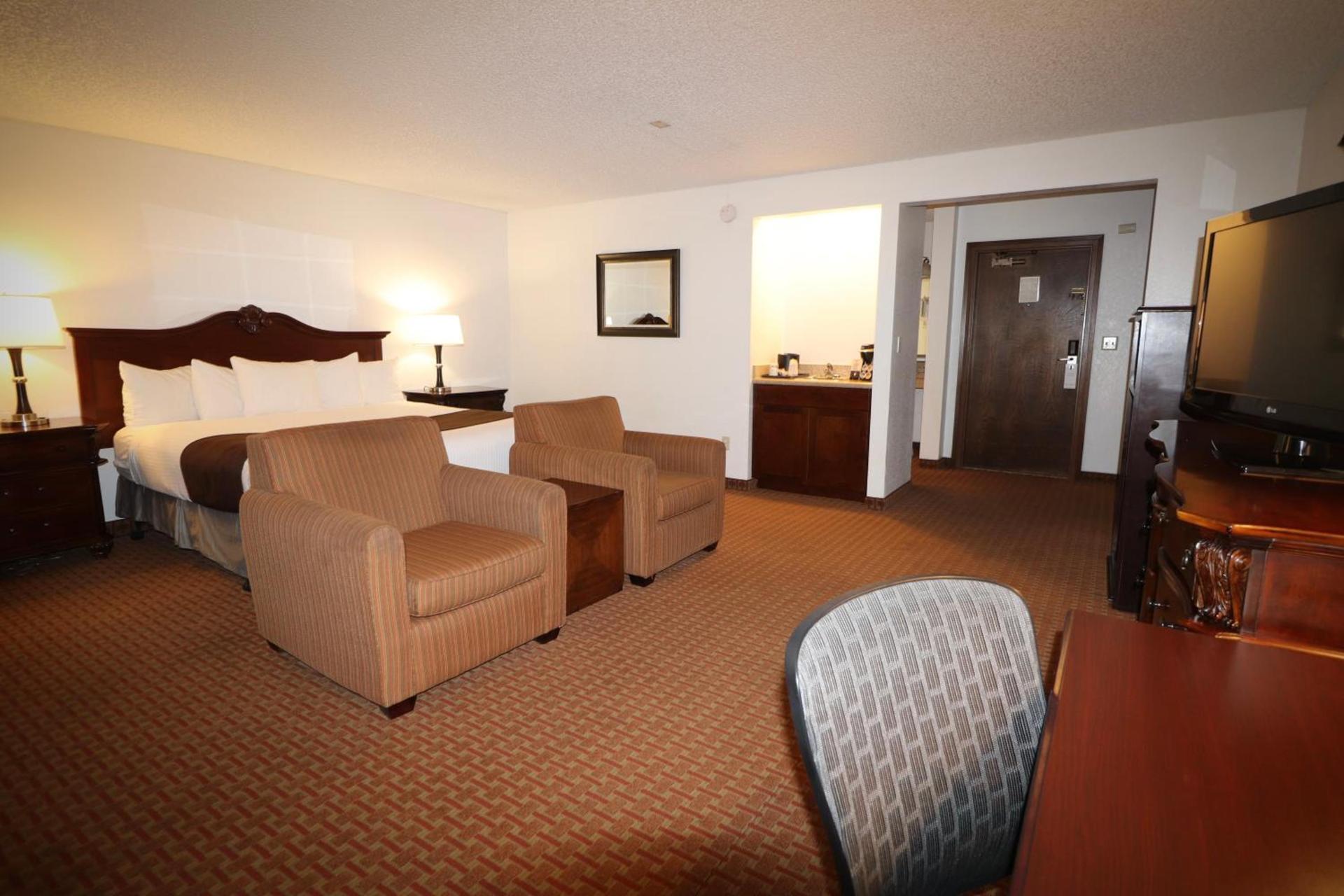 Best Western Chieftain Inn photo 34