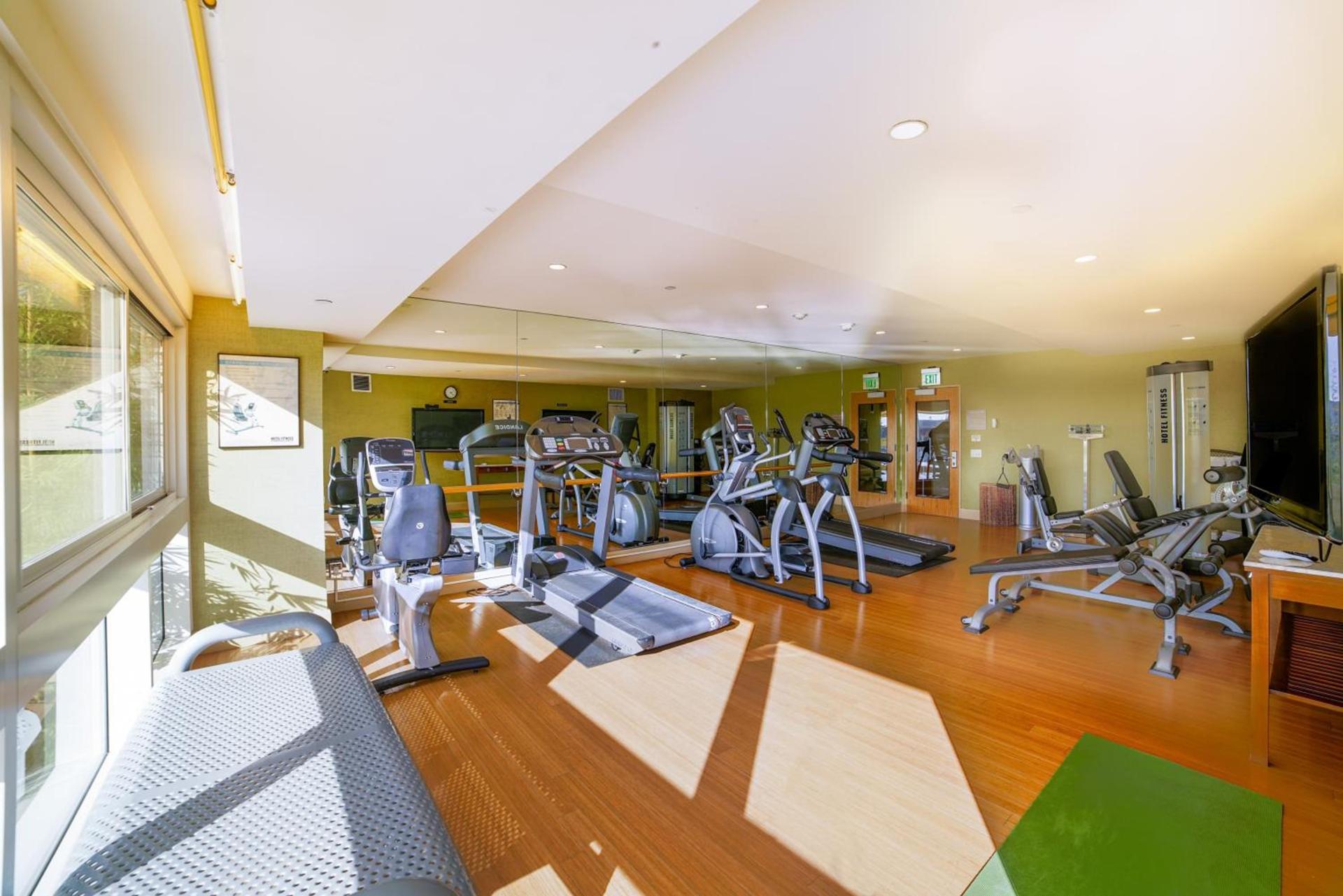 Miyako Hybrid Hotel Torrance photo 23