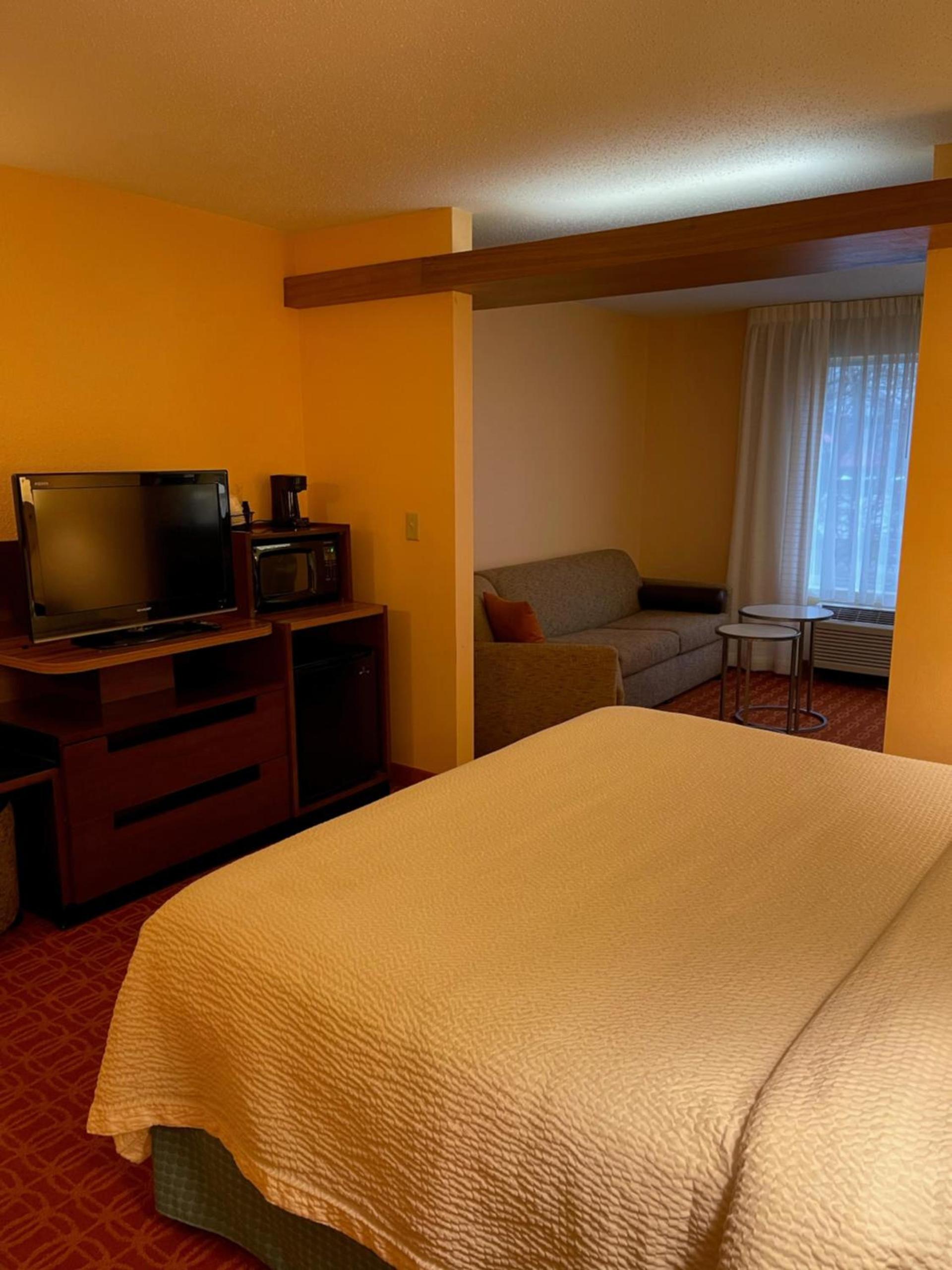 Baymont by Wyndham Chambersburg photo 41