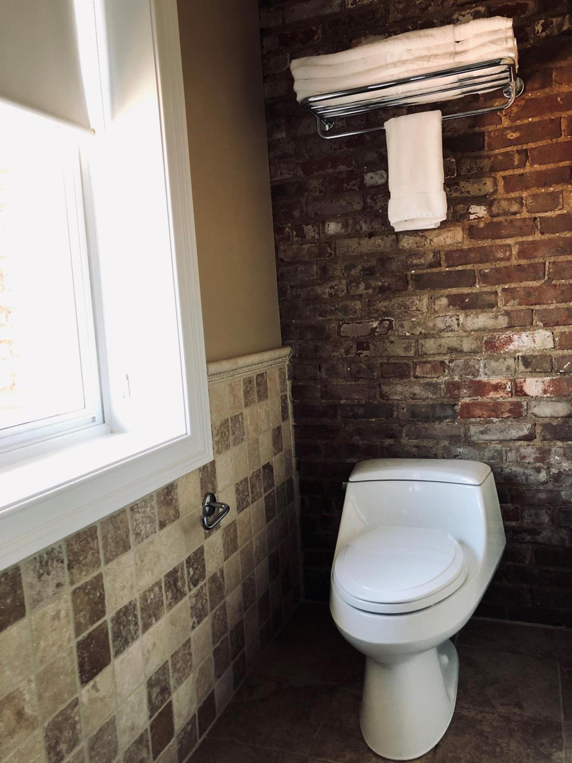 Suites at 249 photo 15
