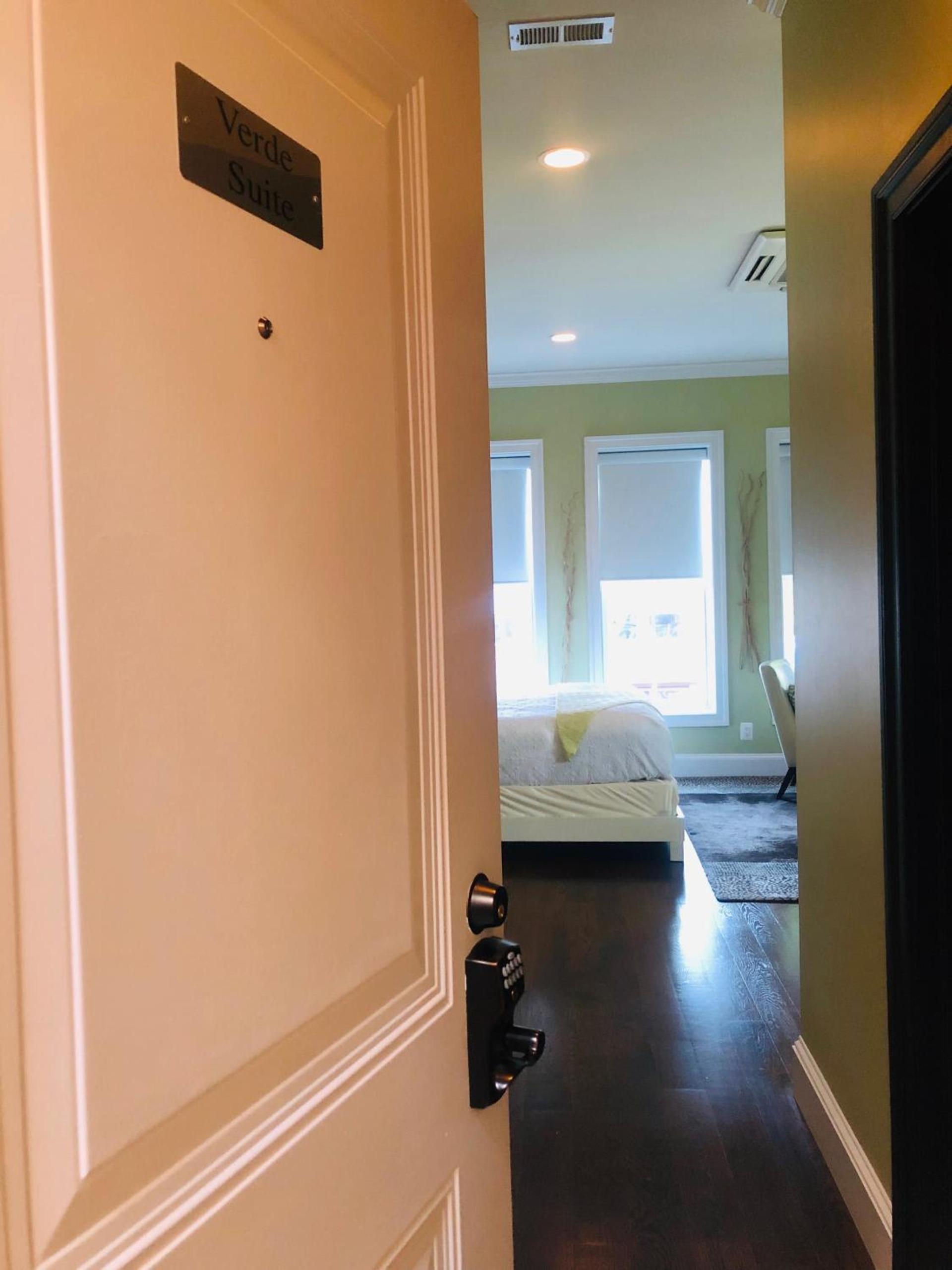 Suites at 249 photo 21