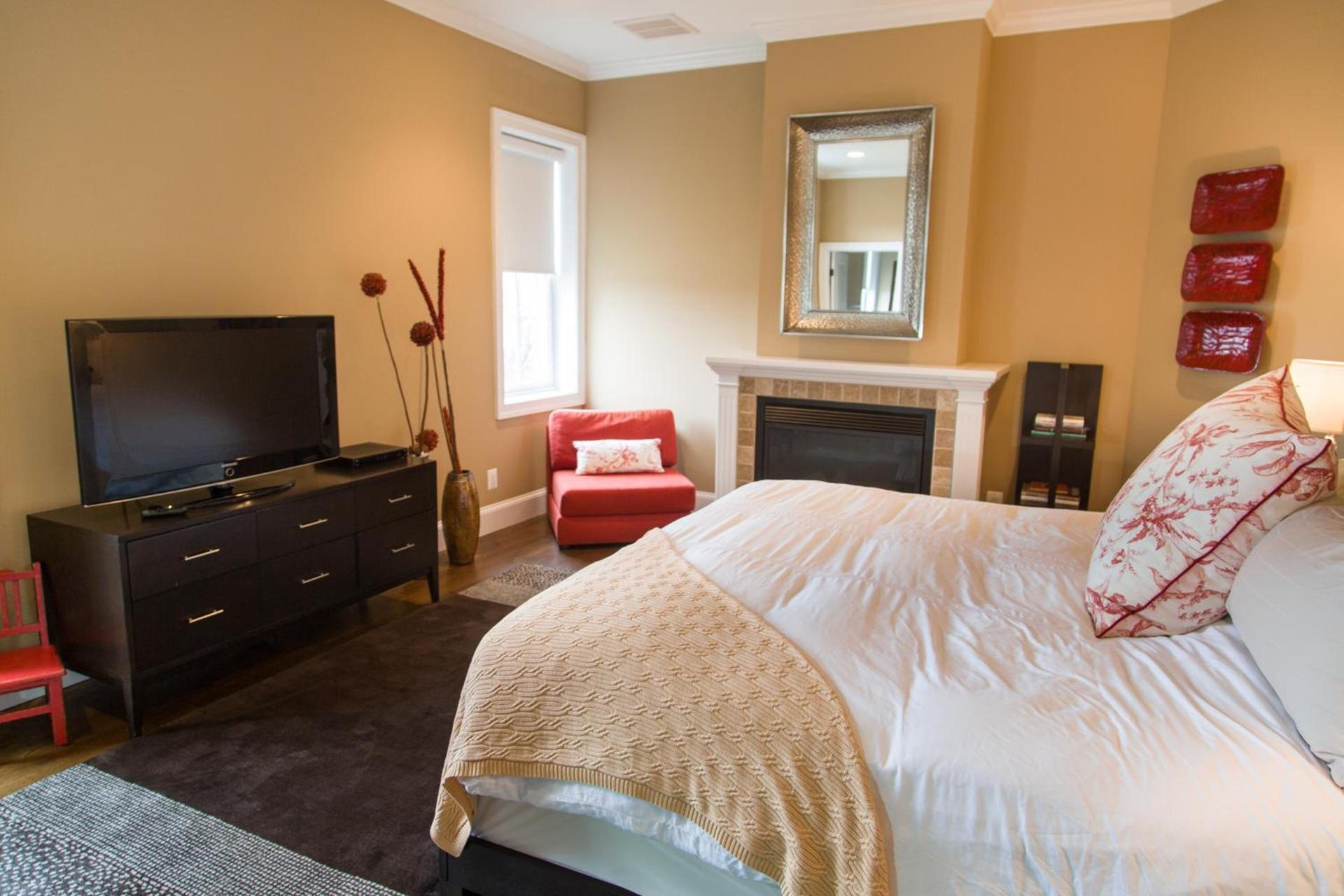 Suites at 249 photo 42