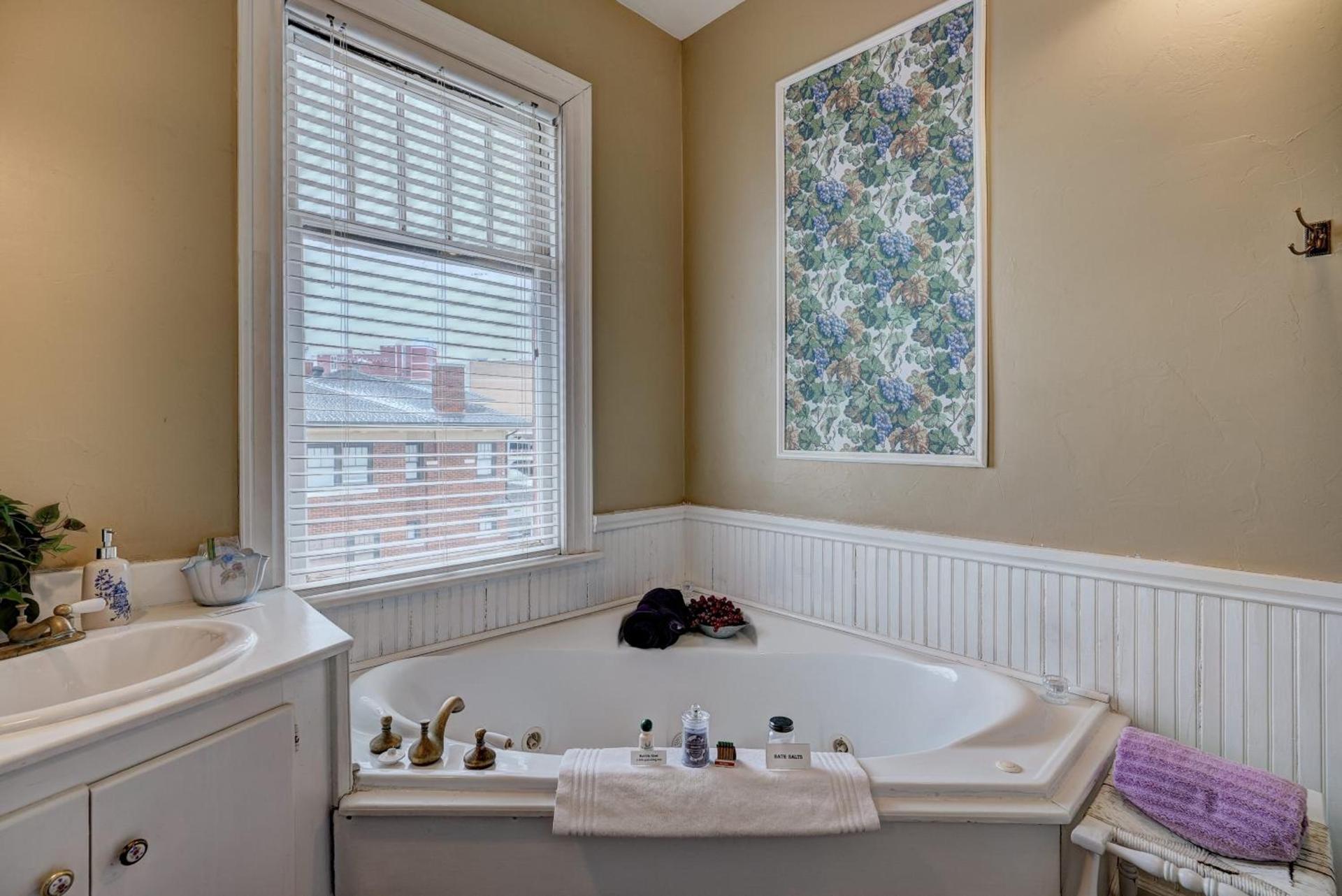 Grandison Inn photo 26