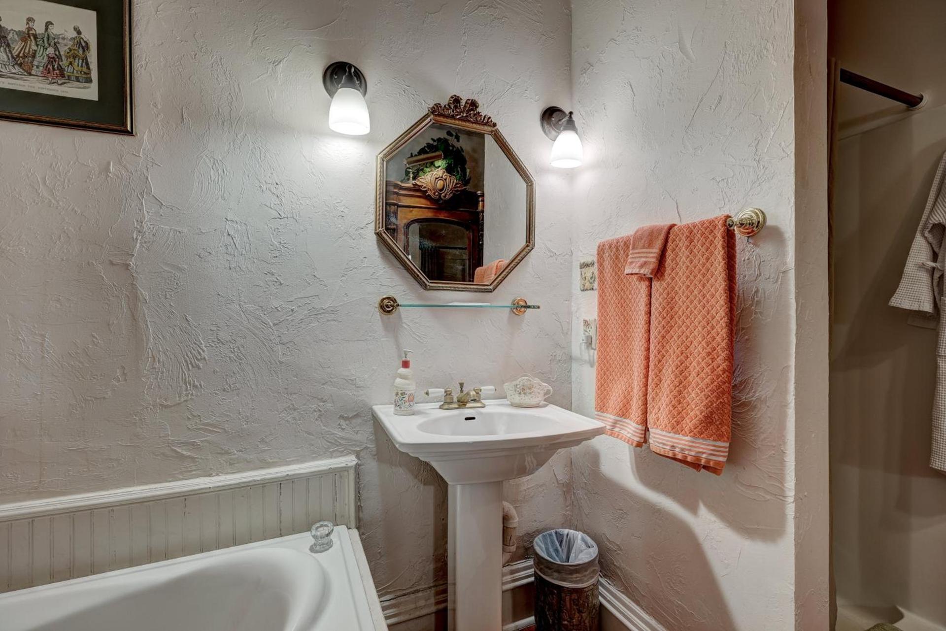 Grandison Inn photo 9