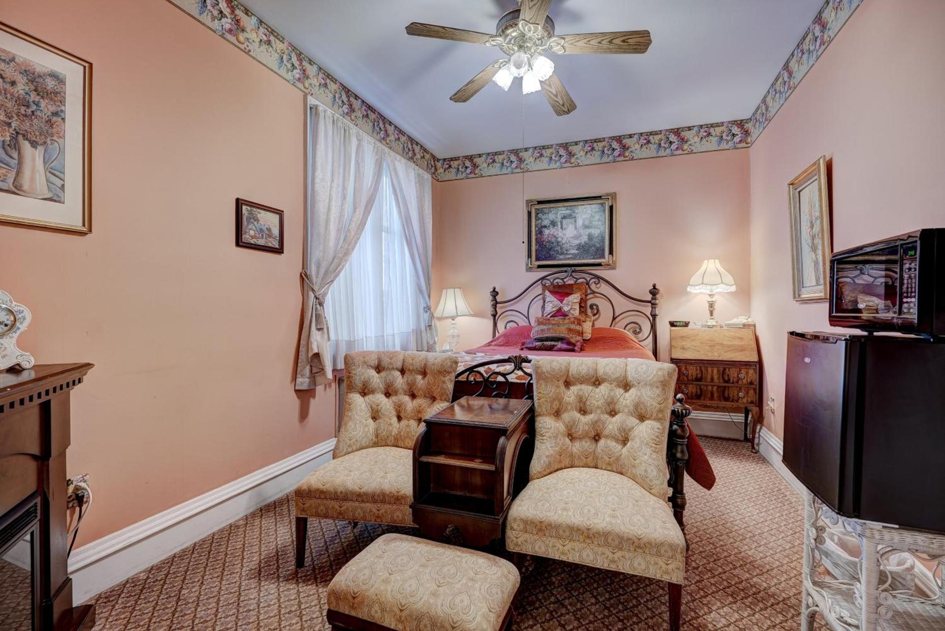 Grandison Inn photo 48