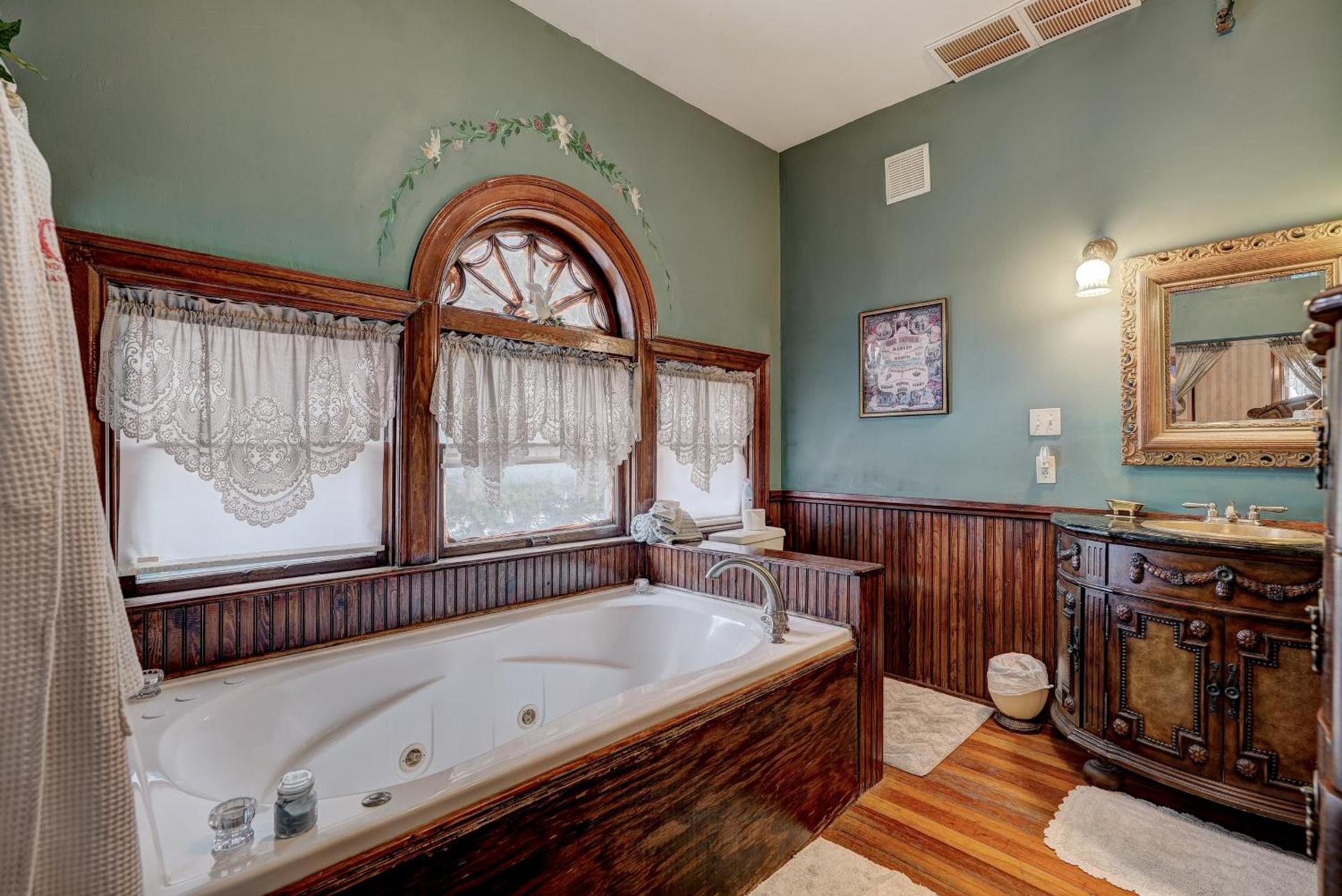 Grandison Inn photo 41