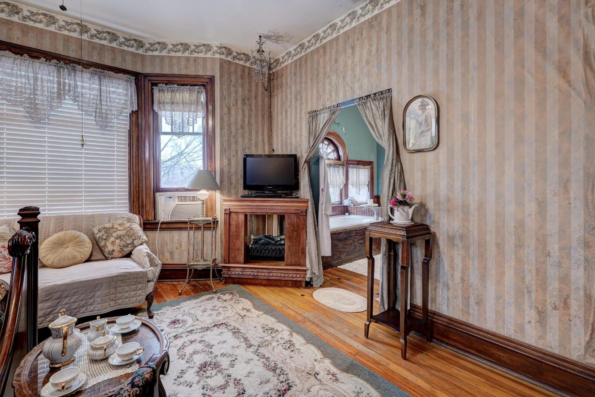 Grandison Inn photo 49