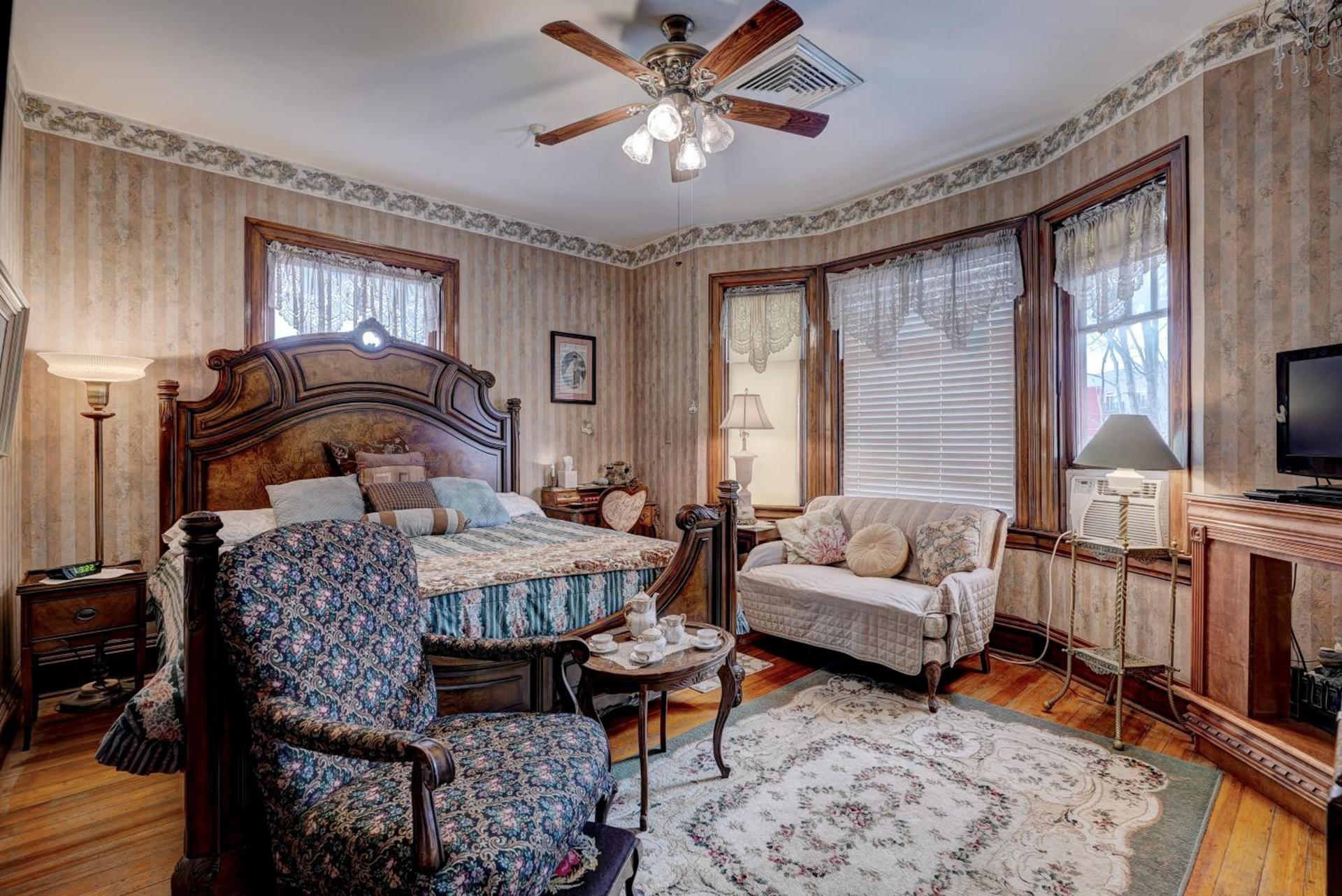 Grandison Inn photo 46