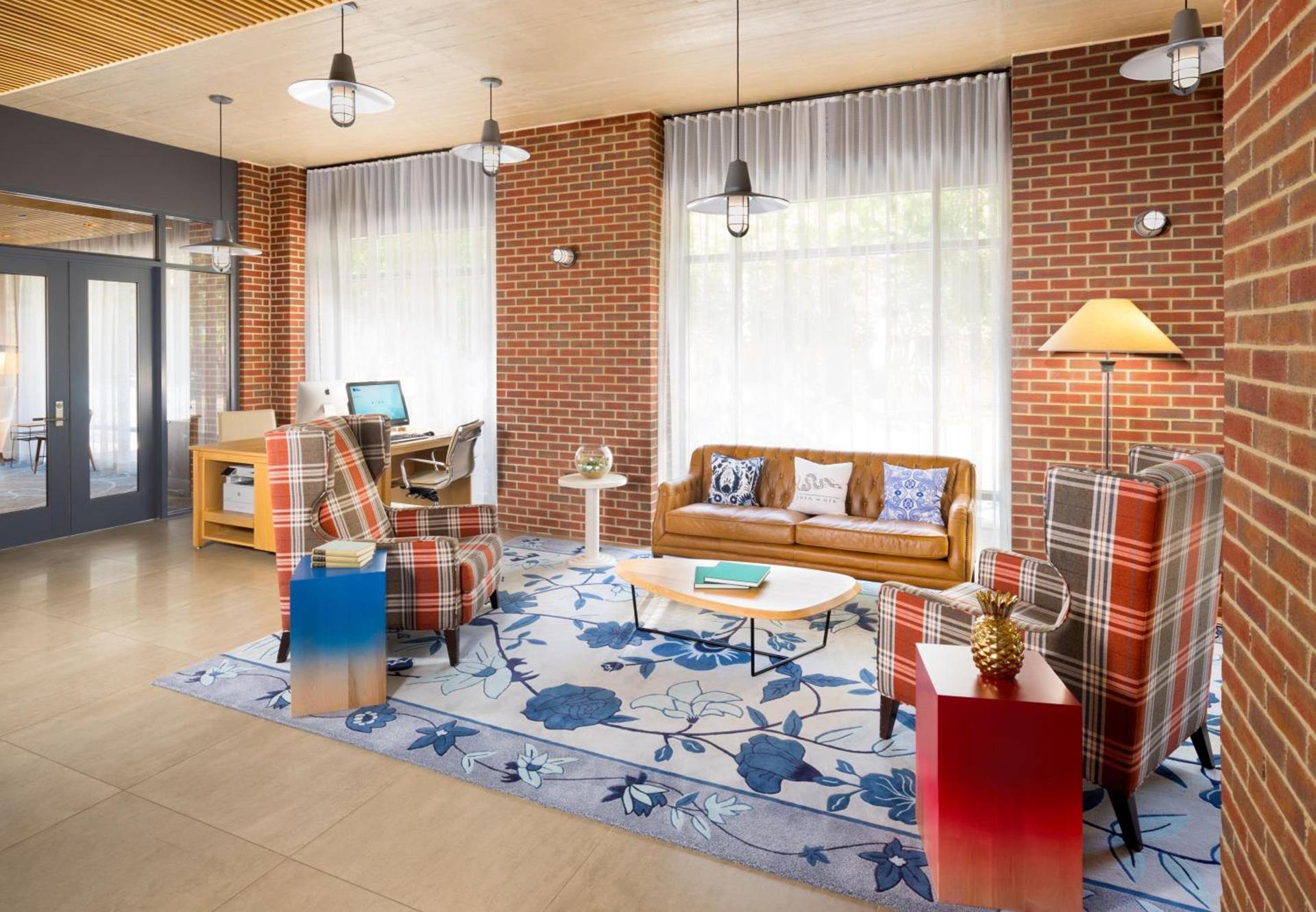 Hotel Indigo Old Town Alexandria by IHG photo 8