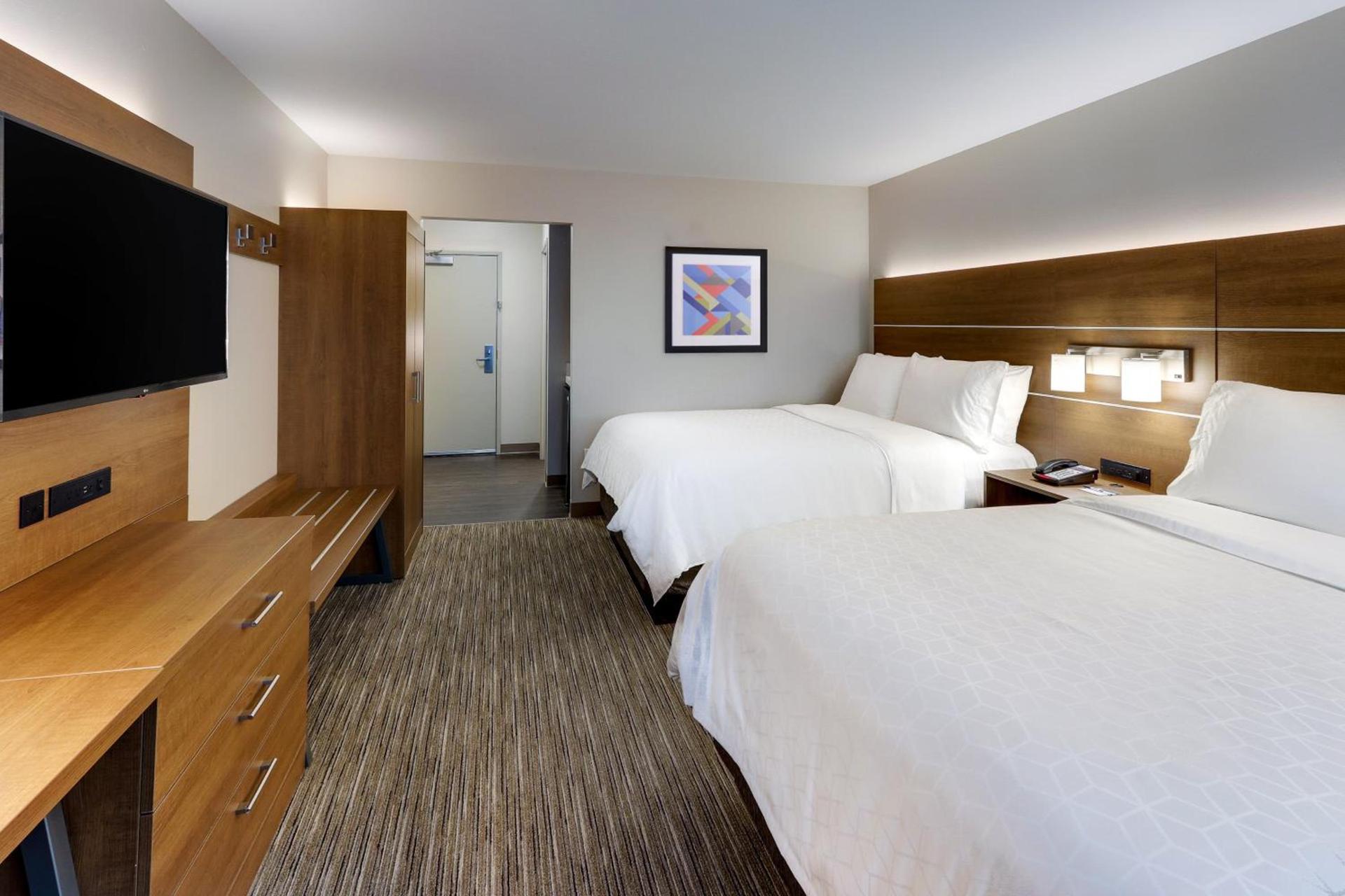 Holiday Inn Express & Suites - Middletown - Goshen by IHG photo 70