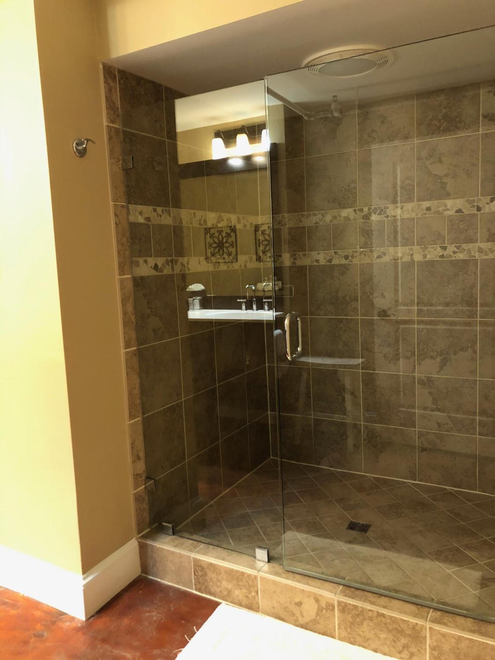 Suites at 249 photo 91