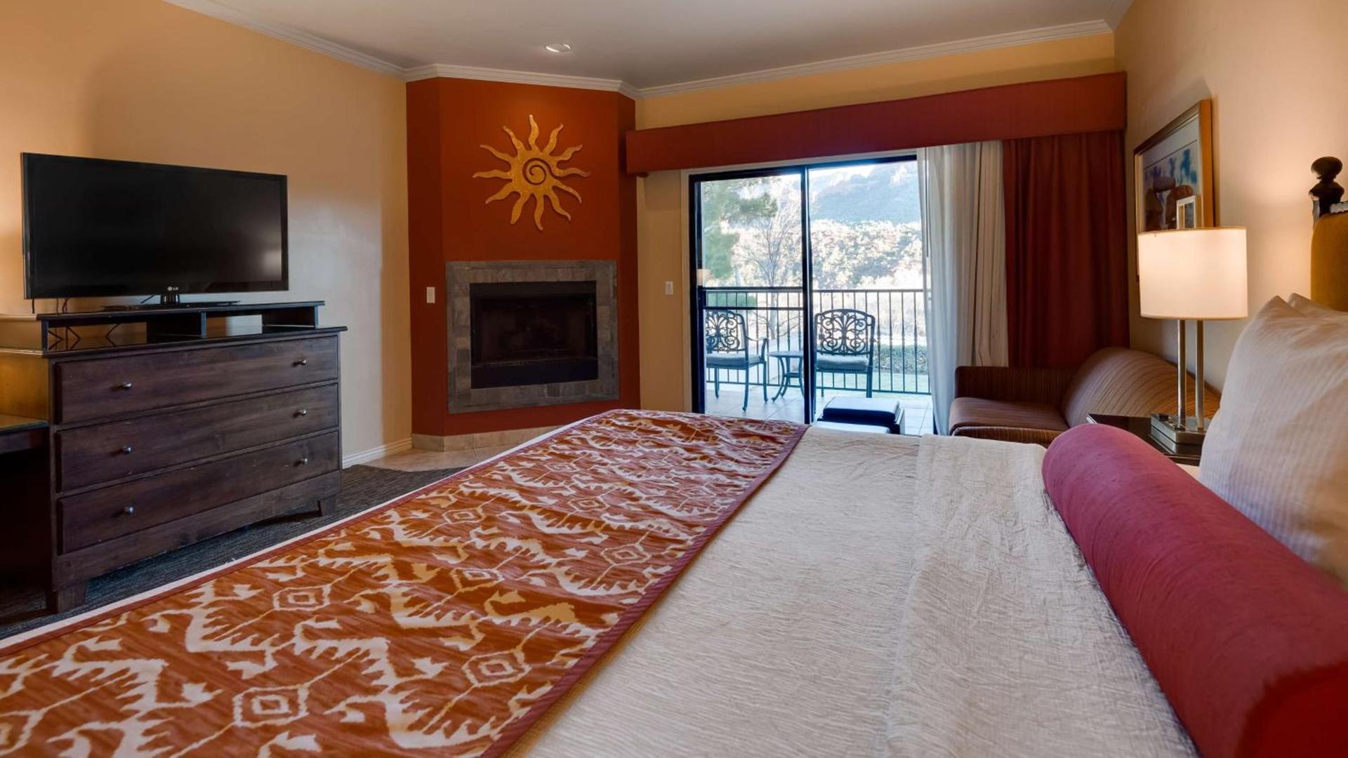 Best Western Plus Arroyo Roble Hotel & Creekside Villas photo 39