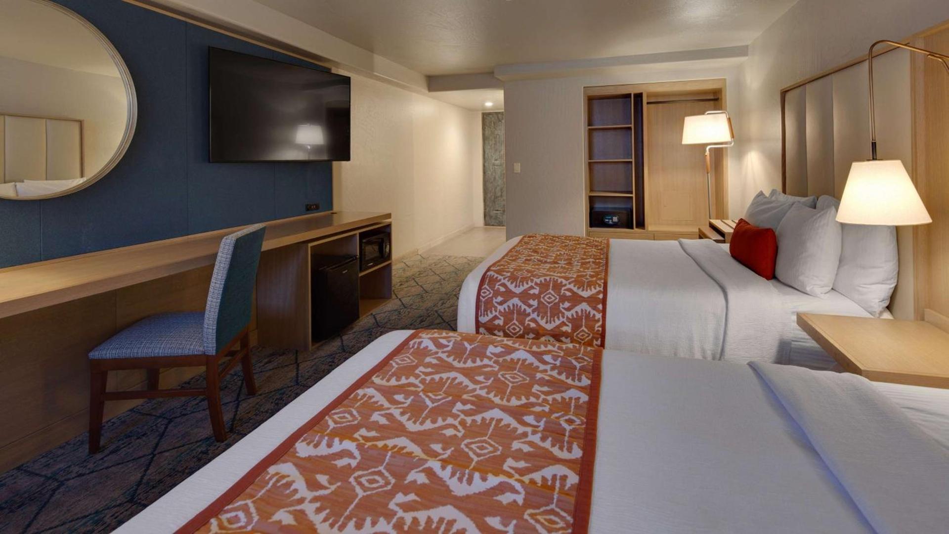 Best Western Plus Arroyo Roble Hotel & Creekside Villas photo 47