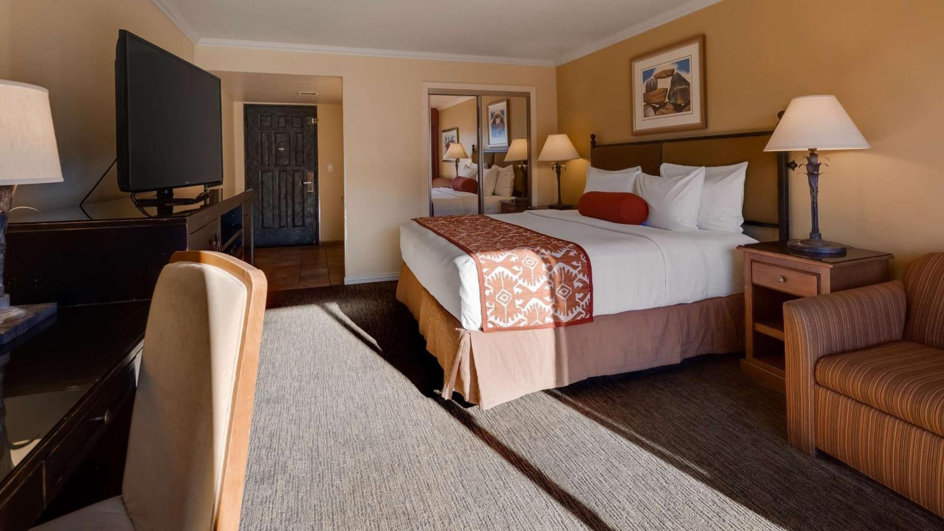 Best Western Plus Arroyo Roble Hotel & Creekside Villas photo 50