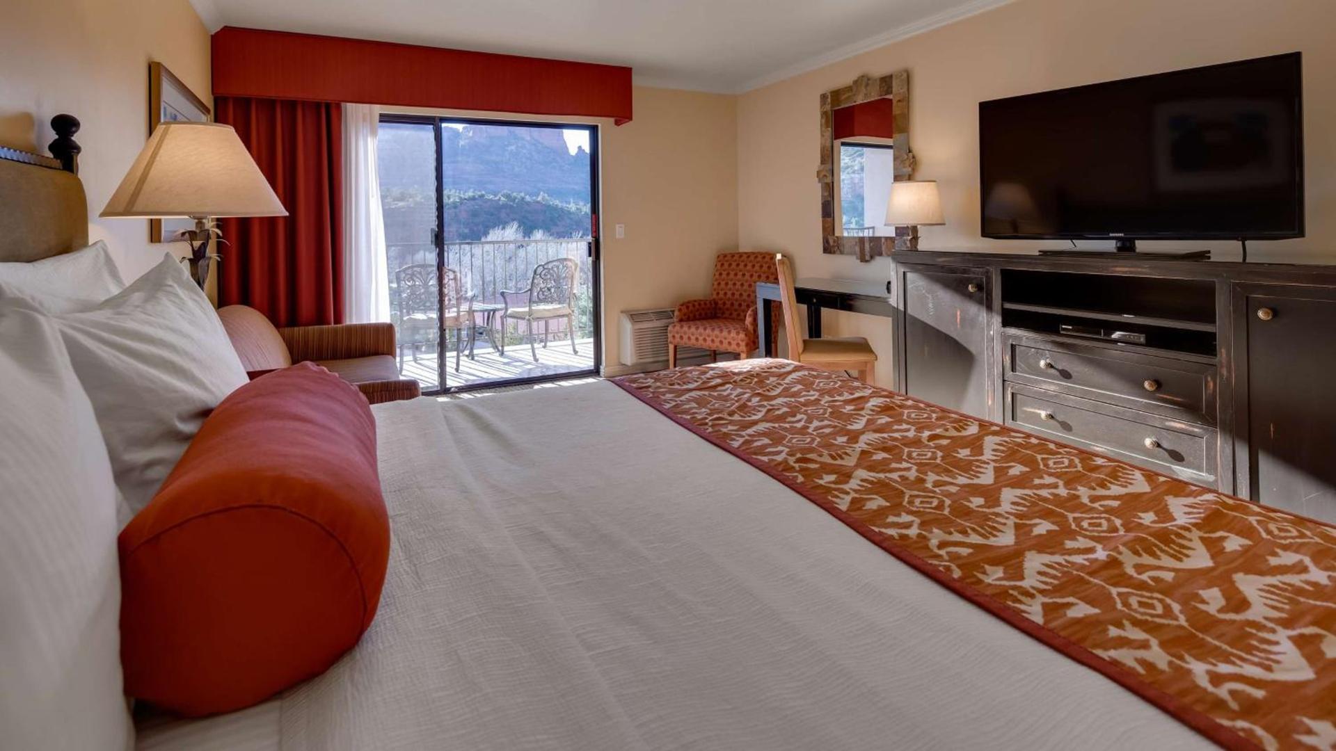 Best Western Plus Arroyo Roble Hotel & Creekside Villas photo 49