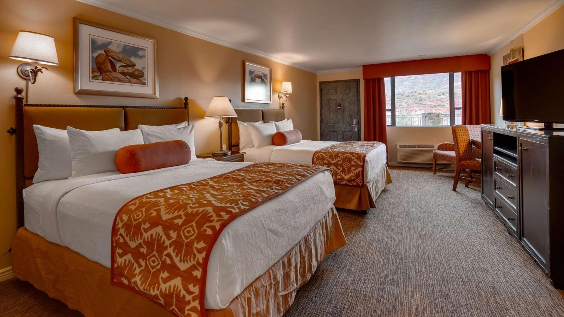 Best Western Plus Arroyo Roble Hotel & Creekside Villas photo 7