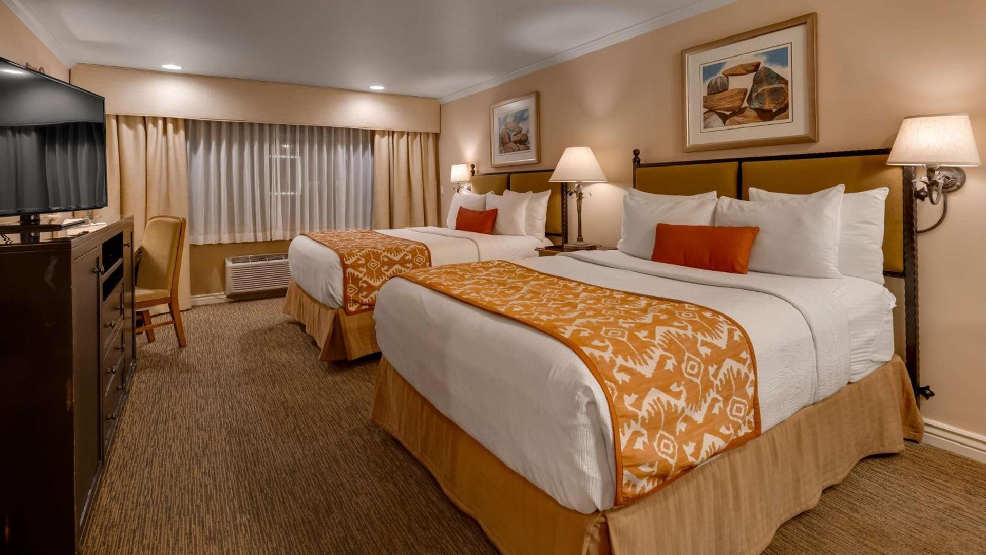 Best Western Plus Arroyo Roble Hotel & Creekside Villas photo 69