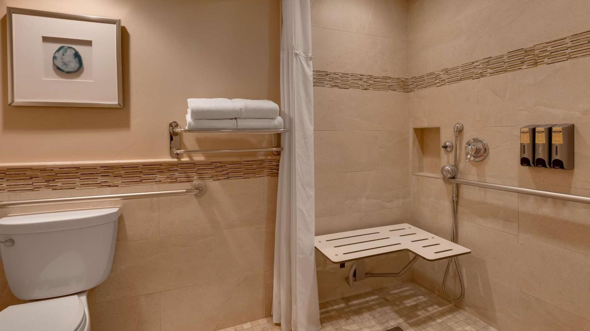 Best Western Plus Arroyo Roble Hotel & Creekside Villas photo 93
