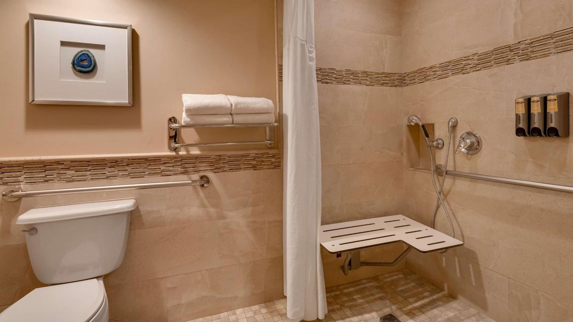 Best Western Plus Arroyo Roble Hotel & Creekside Villas photo 94