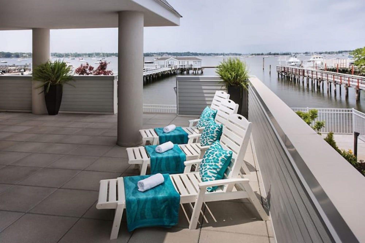 Fathoms Hotel & Marina photo 16