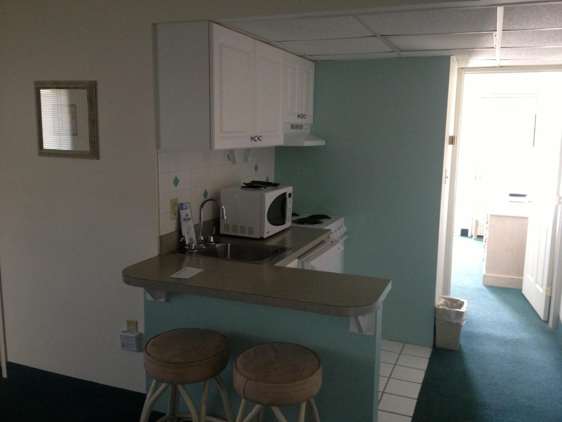 Biscayne Suites photo 15