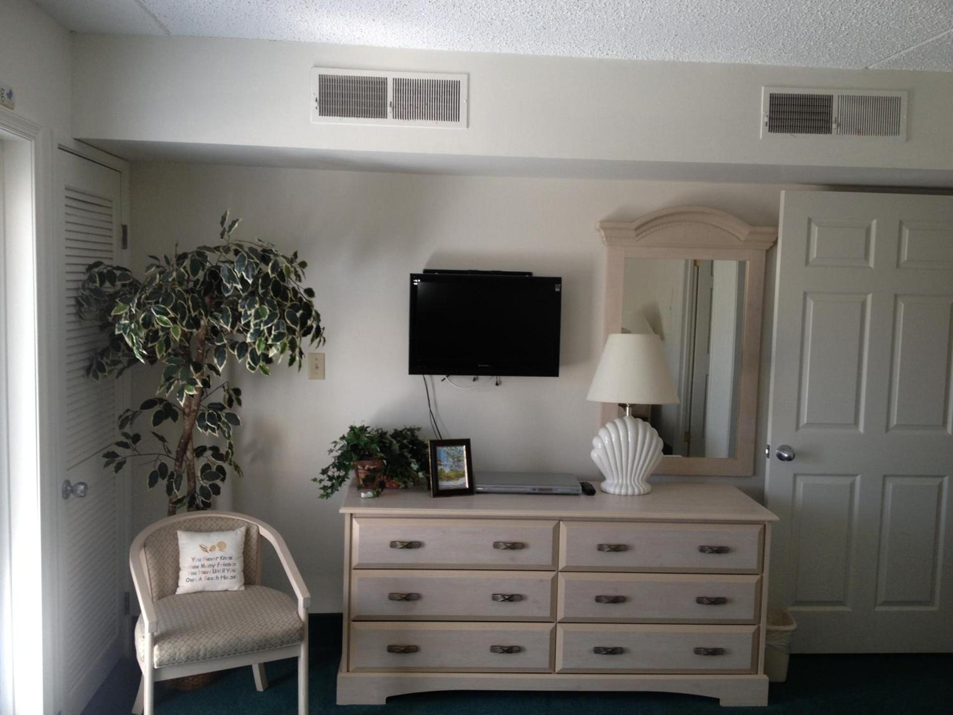 Biscayne Suites photo 34