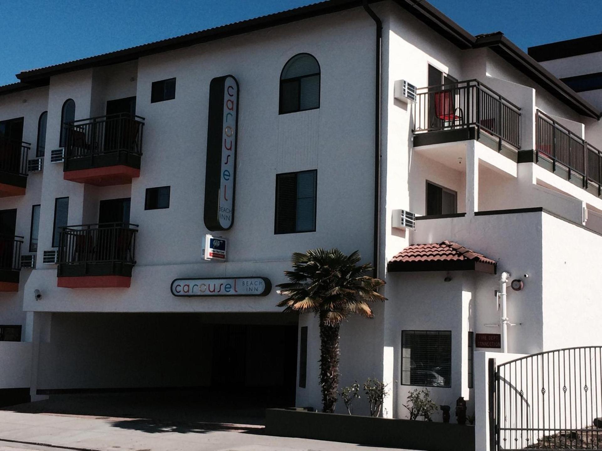 Carousel Beach Inn photo 36