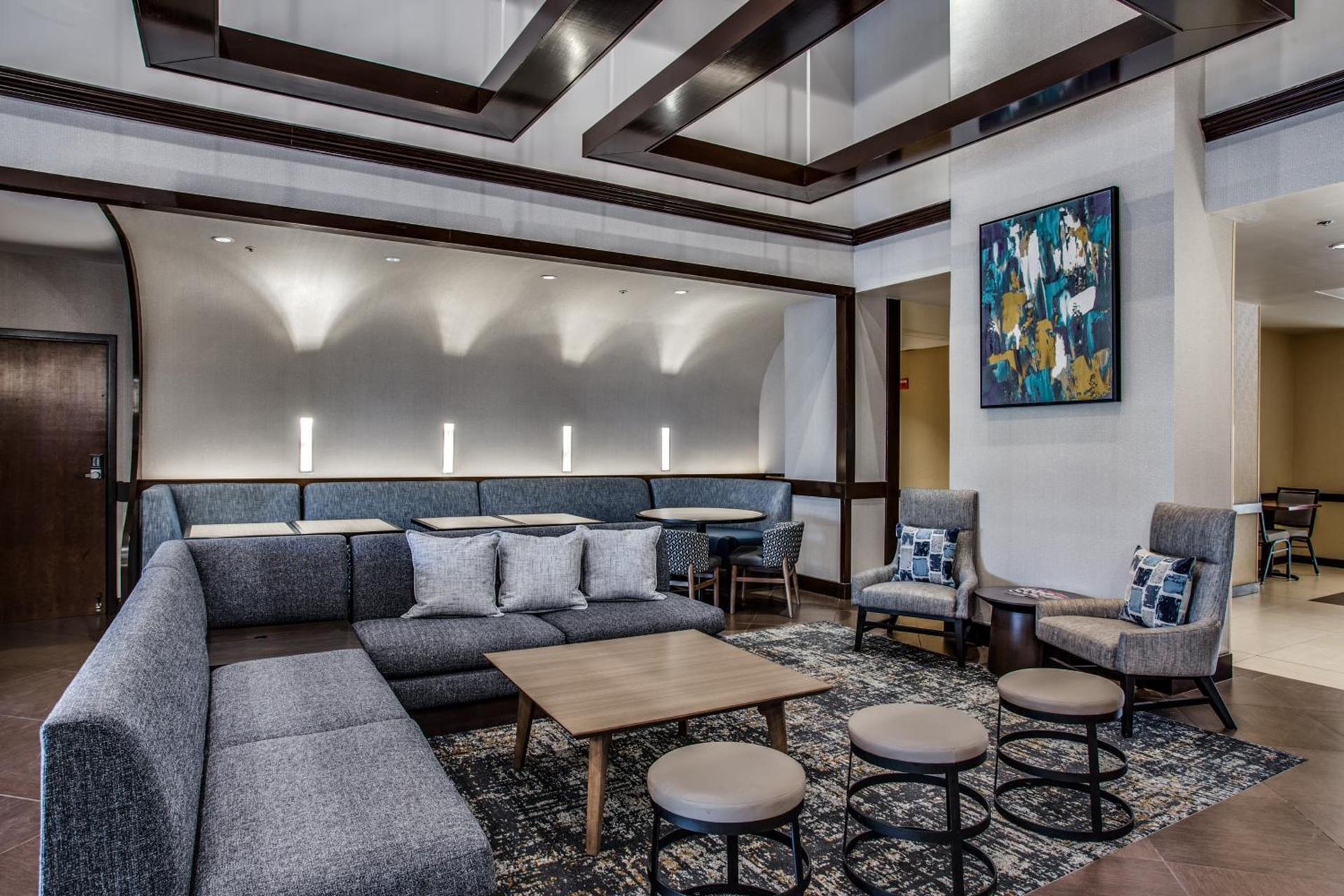 Hyatt Place Fort Worth / Cityview photo 5