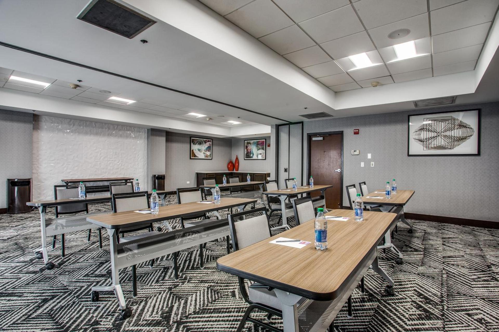 Hyatt Place Fort Worth / Cityview photo 37