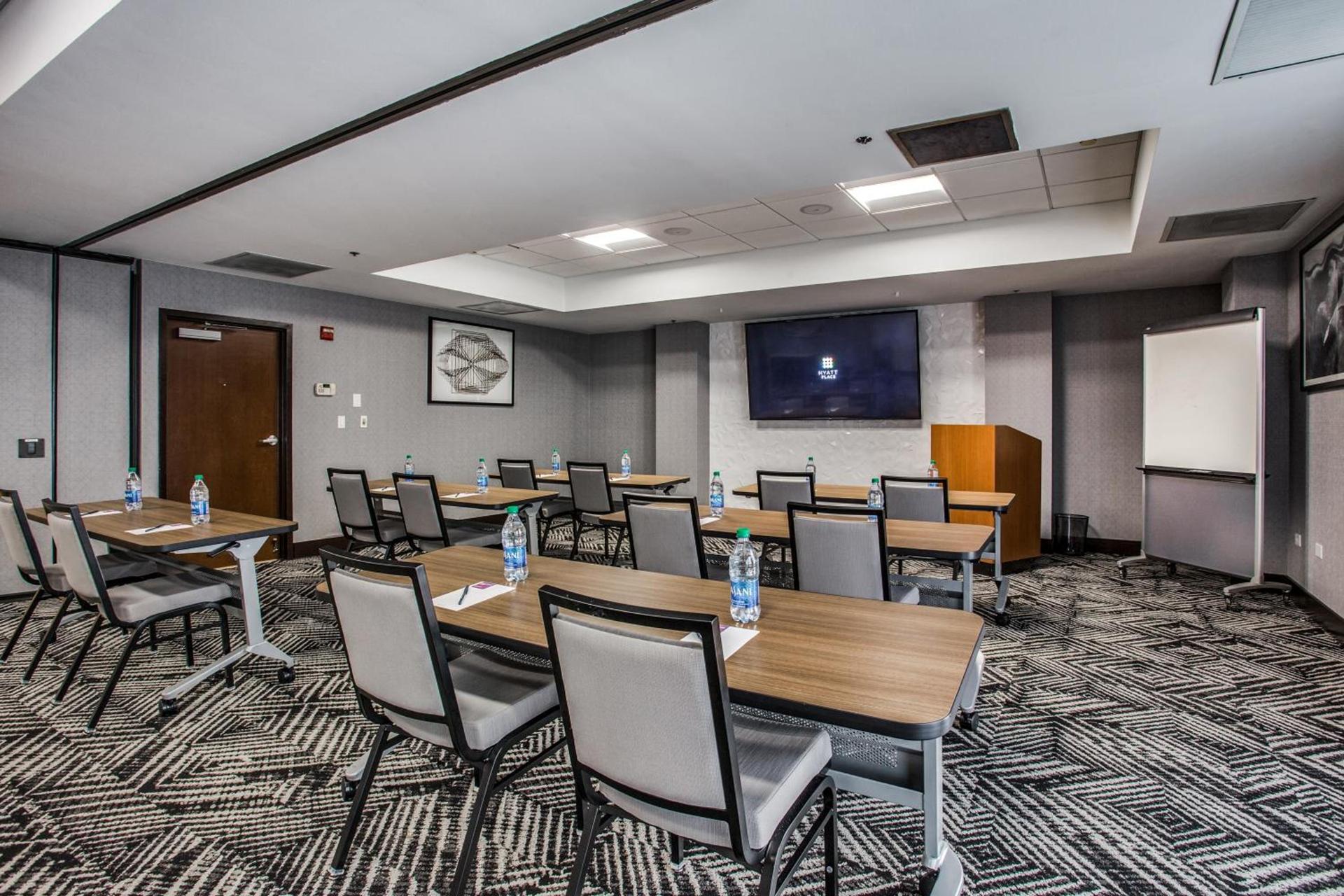 Hyatt Place Fort Worth / Cityview photo 36