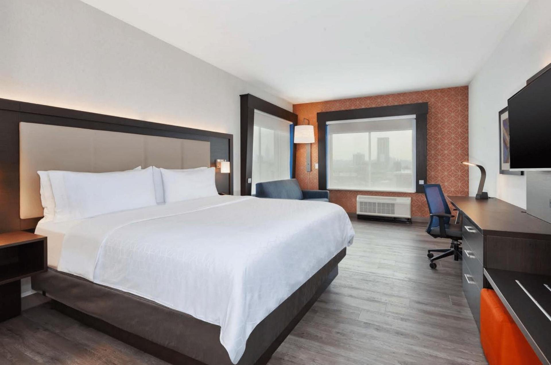 Holiday Inn Express & Suites Jersey City - Holland Tunnel by IHG photo 21
