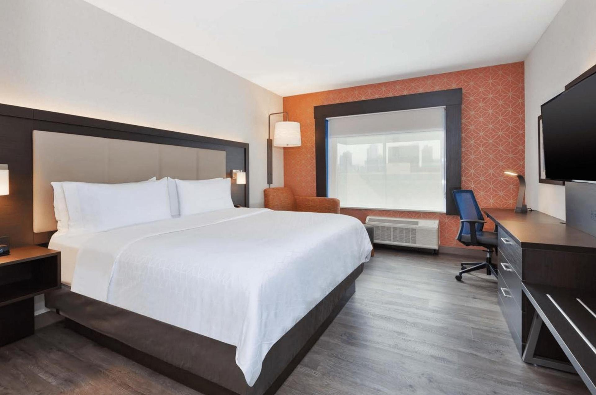 Holiday Inn Express & Suites Jersey City - Holland Tunnel by IHG photo 11