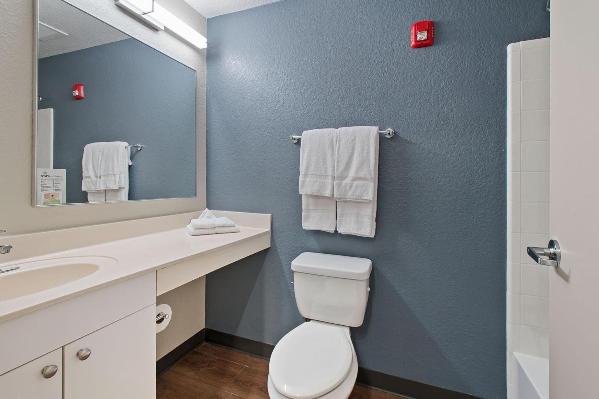 Extended Stay America Suites - Miami - Airport - Blue Lagoon photo 87