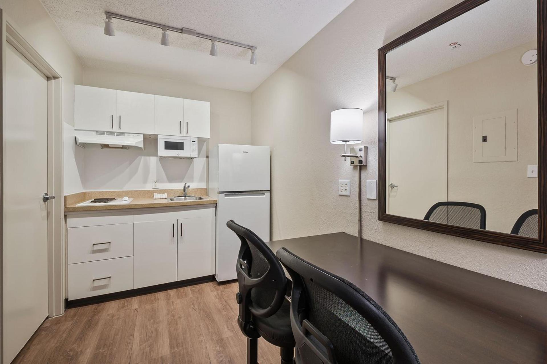 Extended Stay America Suites - Miami - Airport - Blue Lagoon photo 89