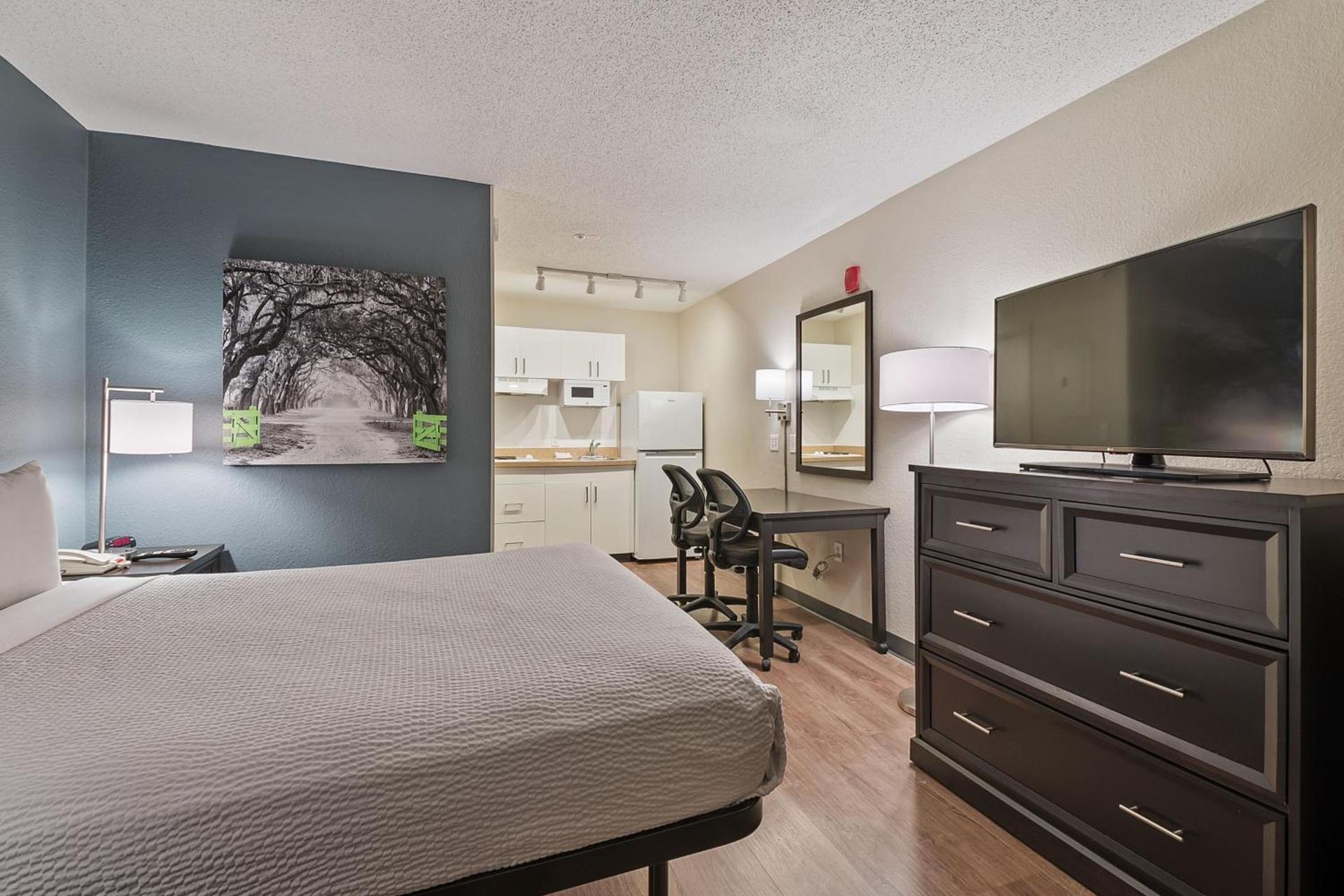 Extended Stay America Suites - Miami - Airport - Blue Lagoon photo 92